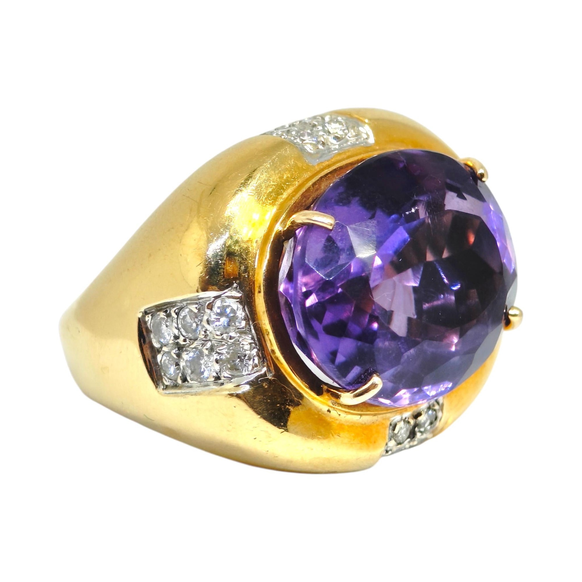 Vintage 18K Gold Large Amethyst & Diamond Ring