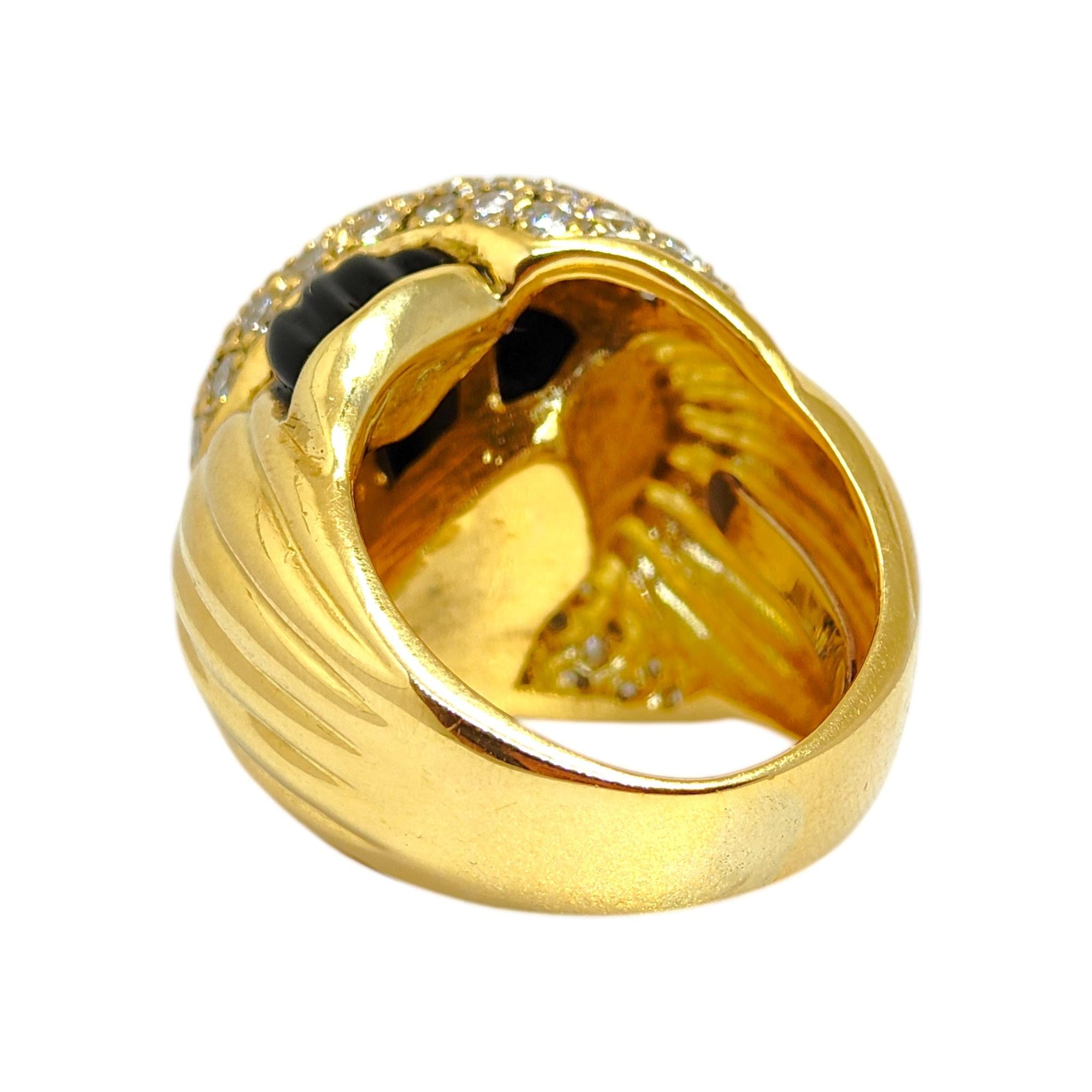 Vintage 18K Gold Fluted Black Onyx and Diamond Knot Style Ring