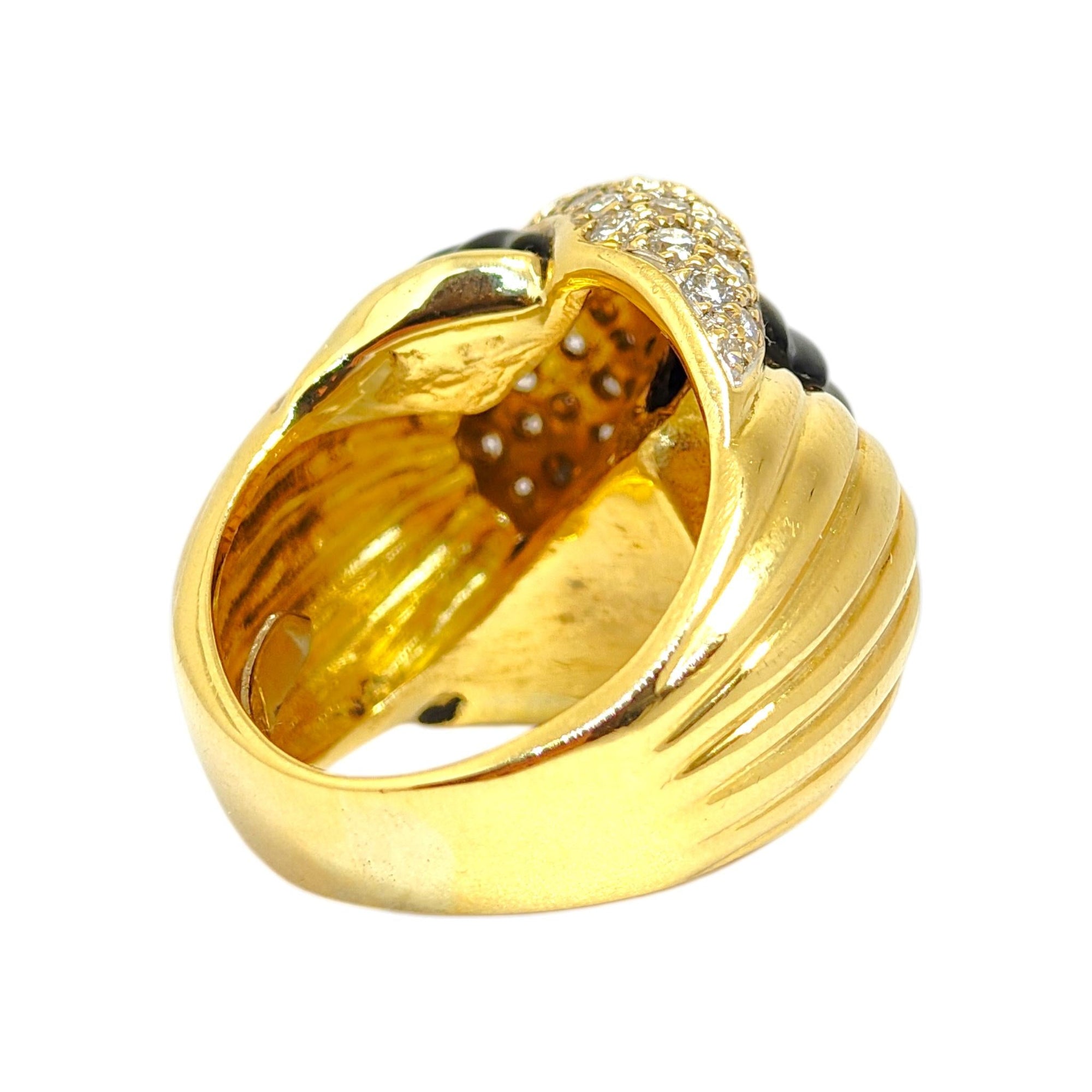 Vintage 18K Gold Fluted Black Onyx and Diamond Knot Style Ring