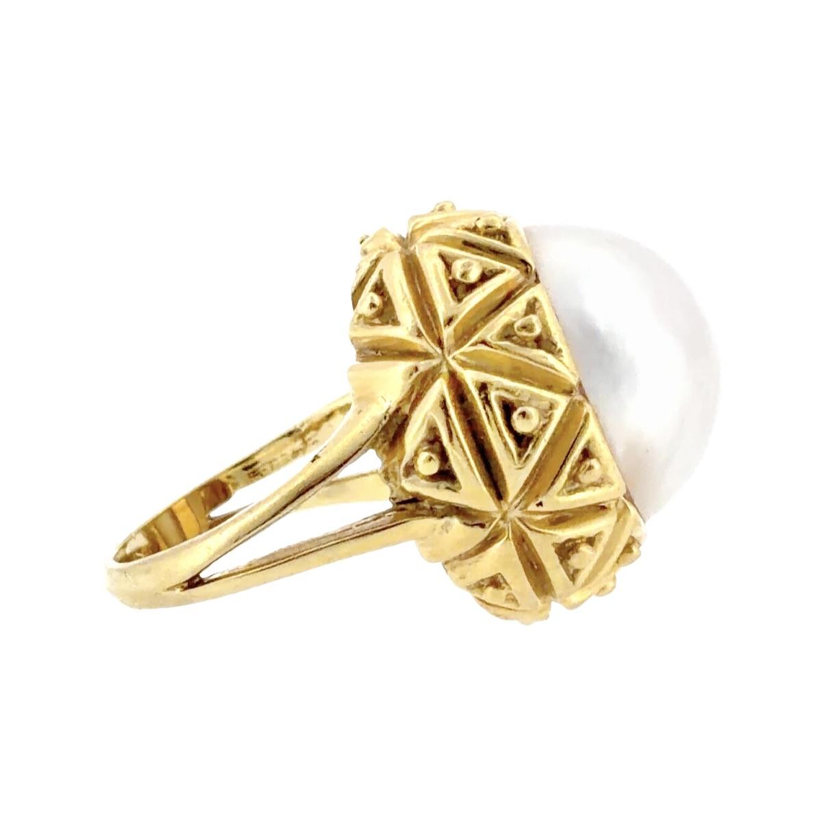 Vintage Tiffany & Co. 18K Mabe Pearl Ring, Circa 1980's