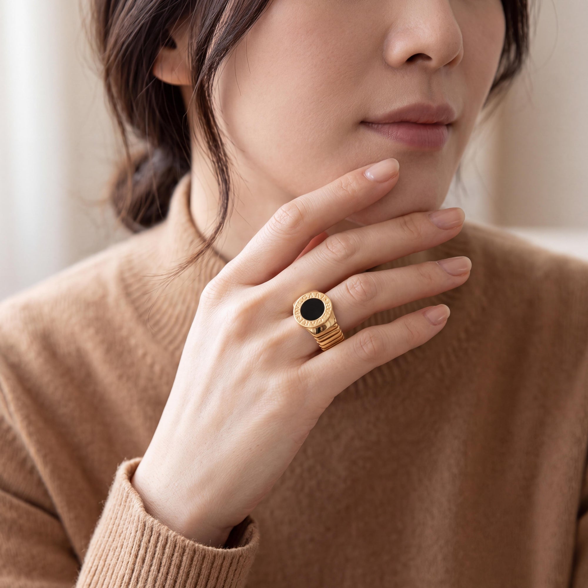 Bvlgari 18K Yellow Gold Black Onyx Tubogas Ring