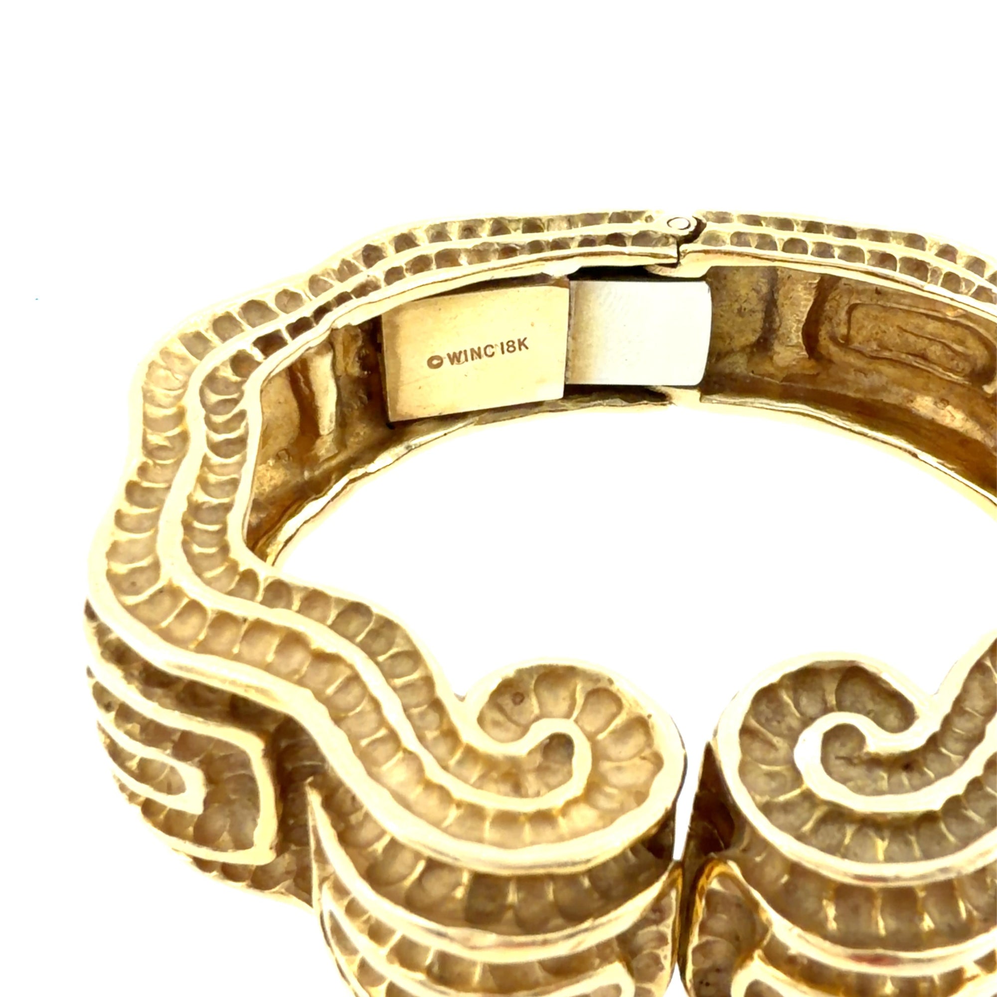 Robert Wander for WINC 18K Sculpted Hinged Bangle Bracelet