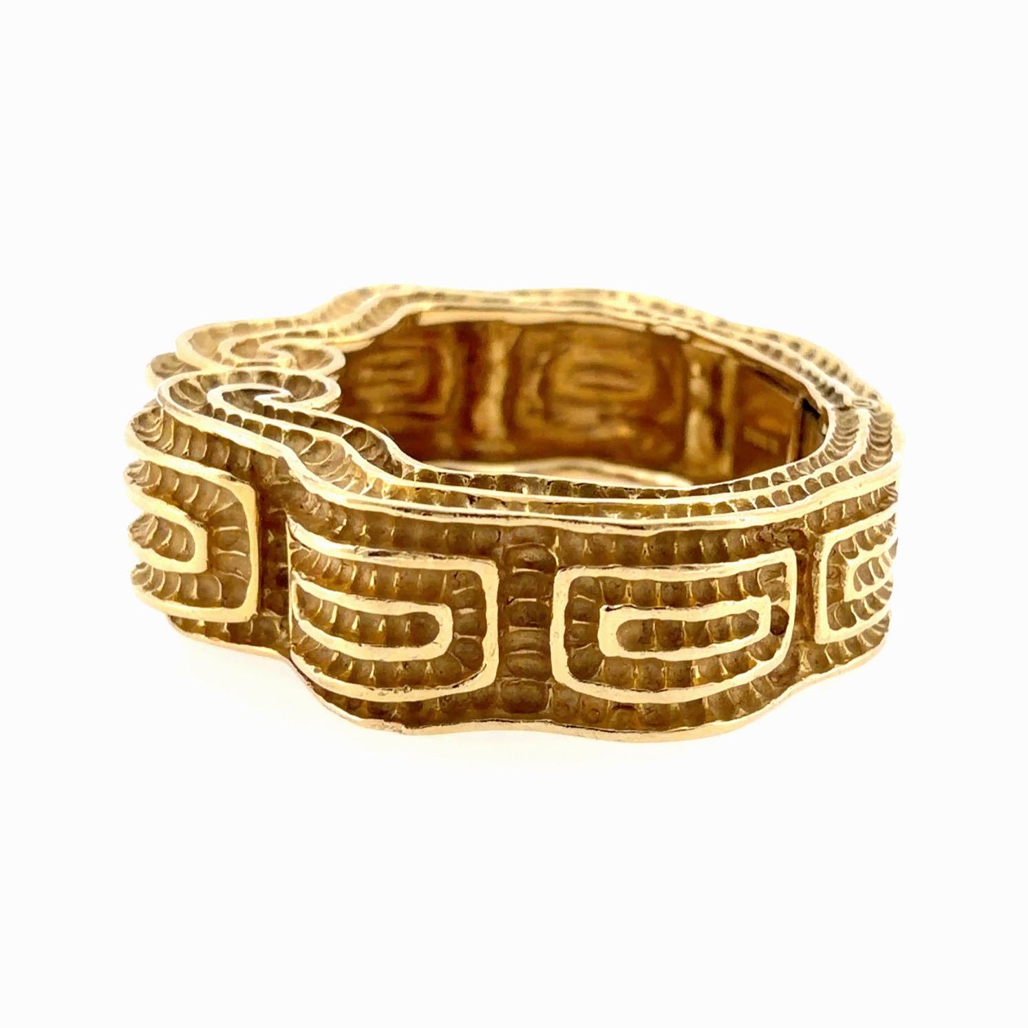 Robert Wander for WINC 18K Sculpted Hinged Bangle Bracelet