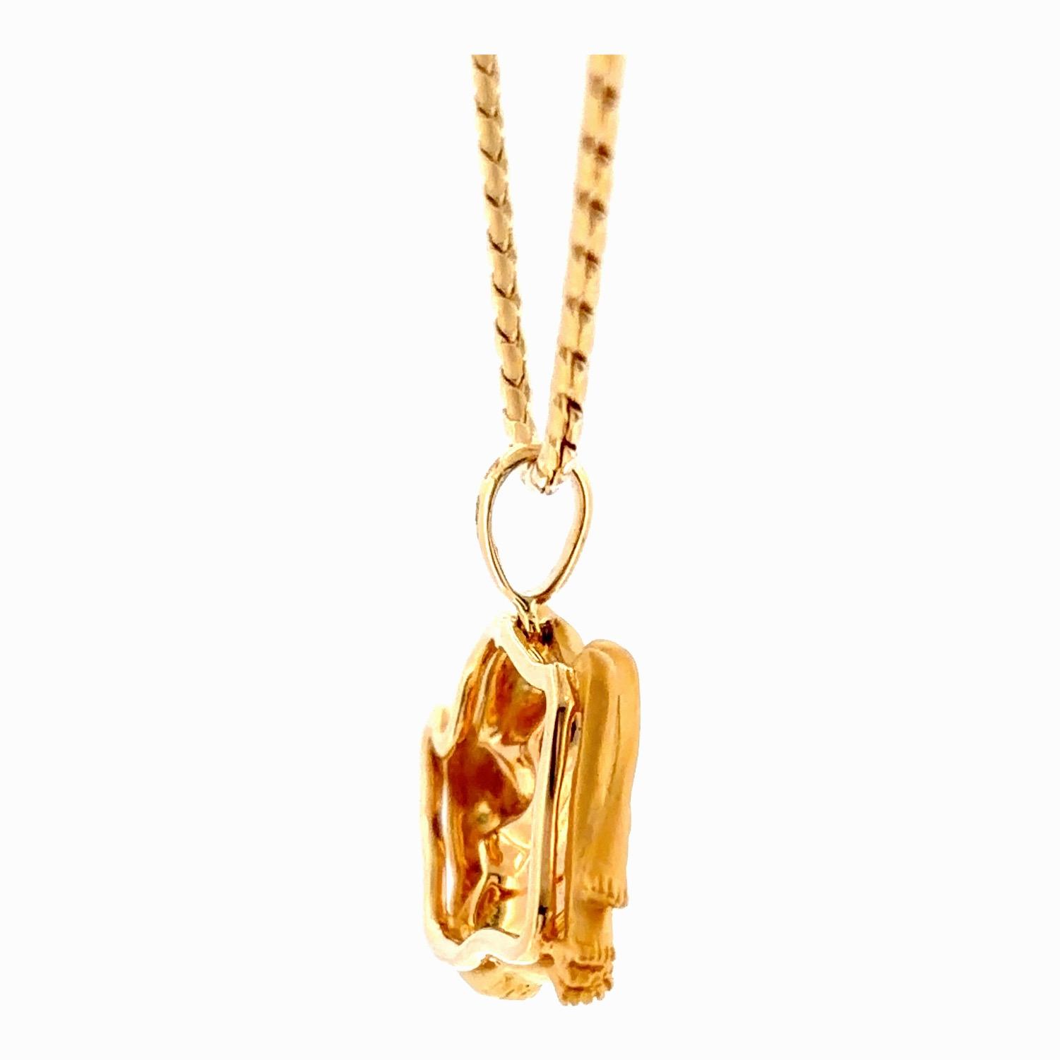 Carrera y Carrera 18K Gold Intertwined Couple Erotic Pendant Necklace