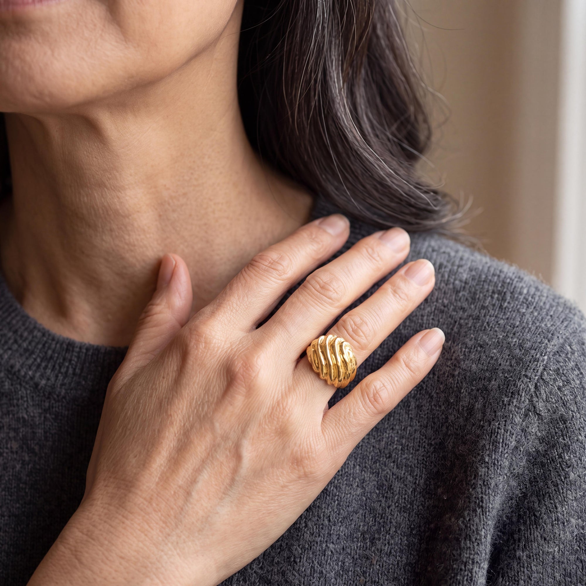 Henry Dunay 18K Gold Hammered Swirl Sculptural Dome Ring, Circa 1980's