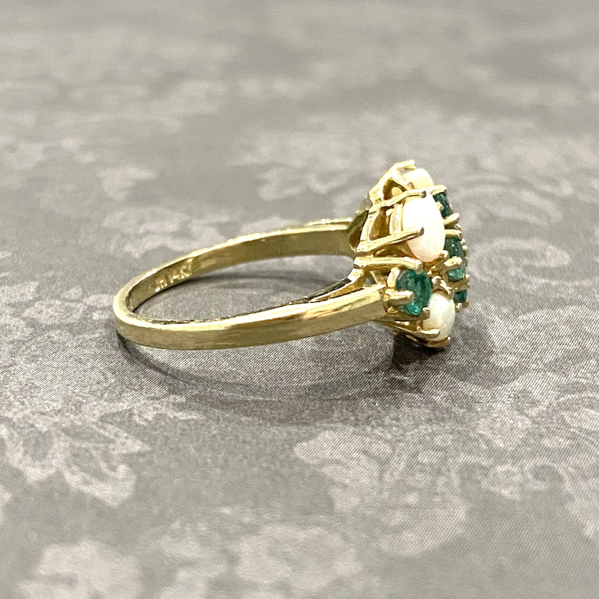 Vintage 14K Yellow Gold Emerald & Opal Ring