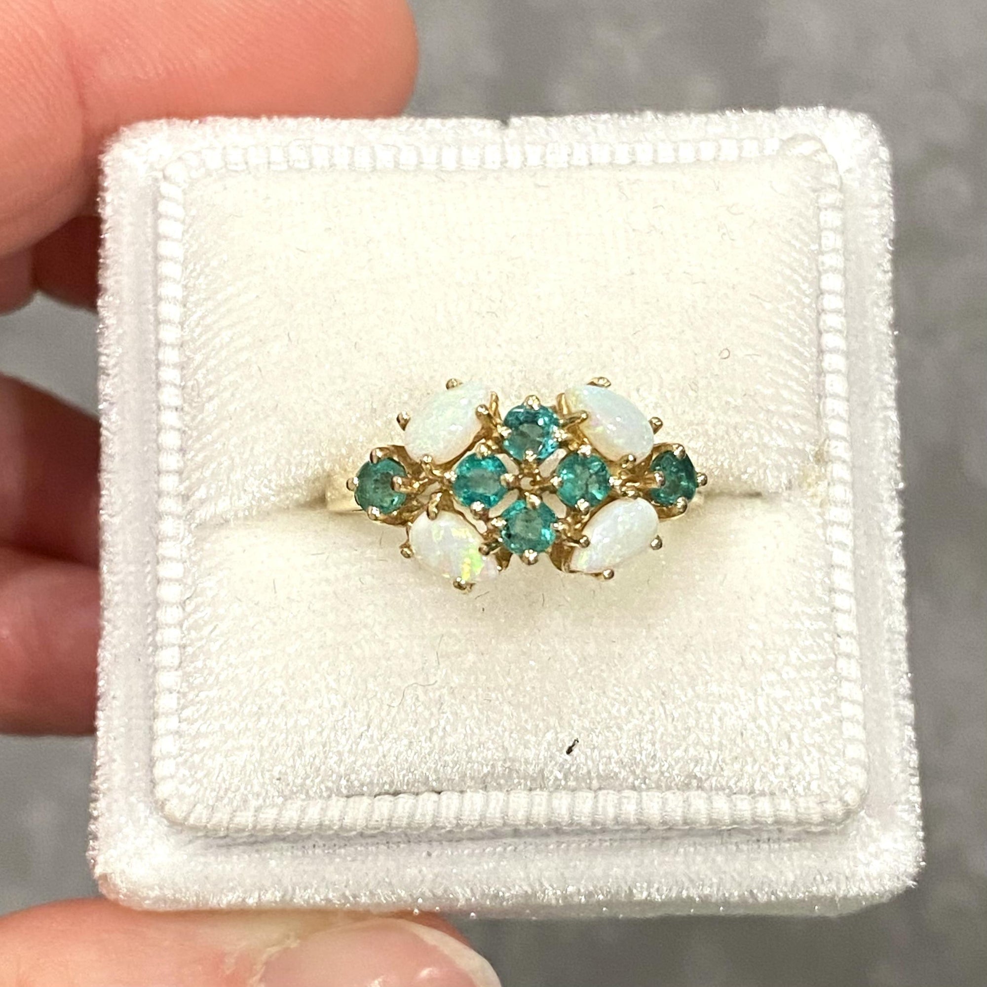 Vintage 14K Yellow Gold Emerald & Opal Ring