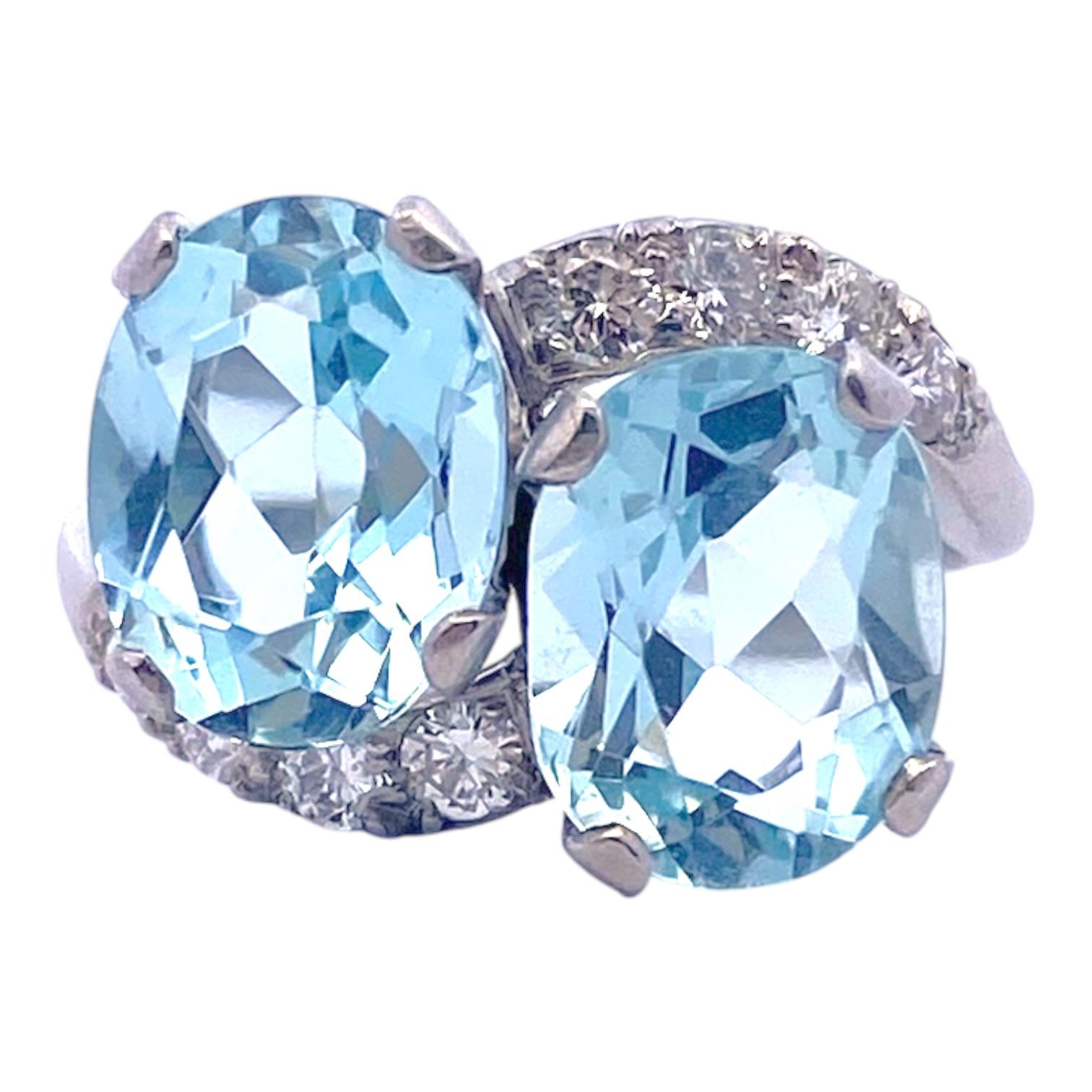 Vintage Platinum Aquamarine & Diamond Moi et Toi Ring