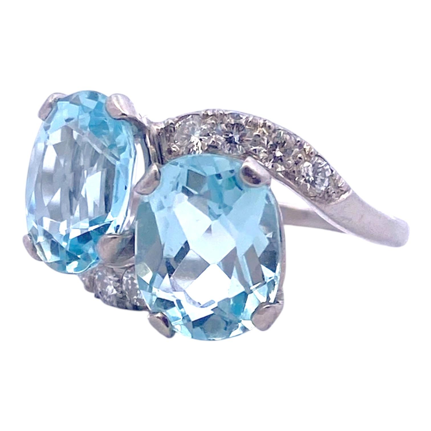 Vintage Platinum Aquamarine & Diamond Moi et Toi Ring