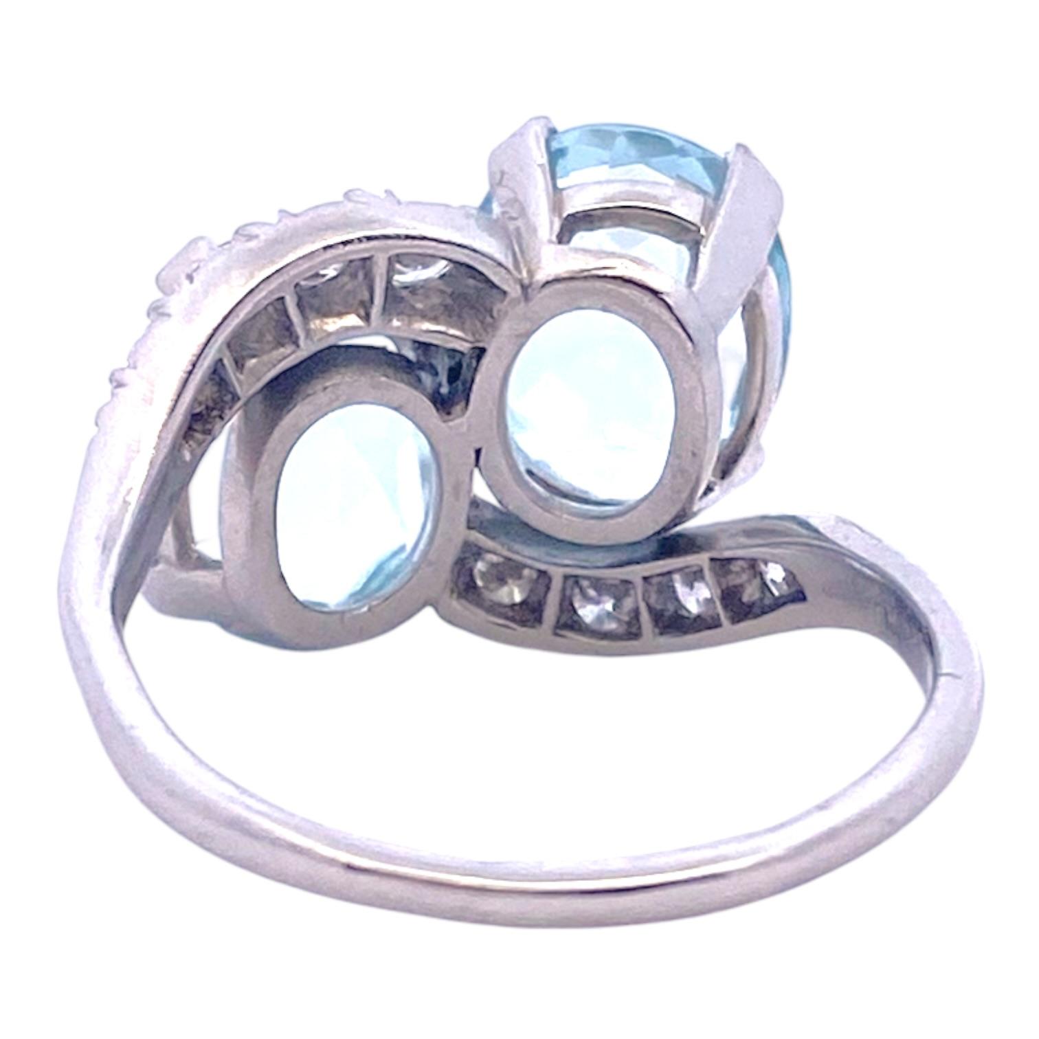 Vintage Platinum Aquamarine & Diamond Moi et Toi Ring