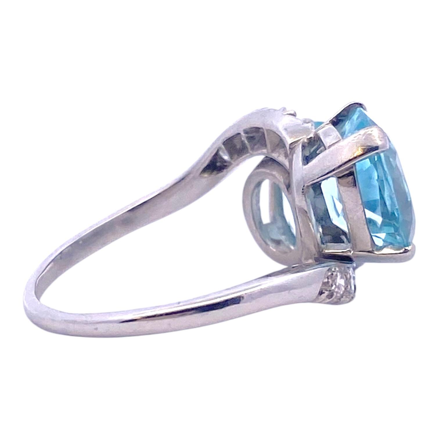 Vintage Platinum Aquamarine & Diamond Moi et Toi Ring