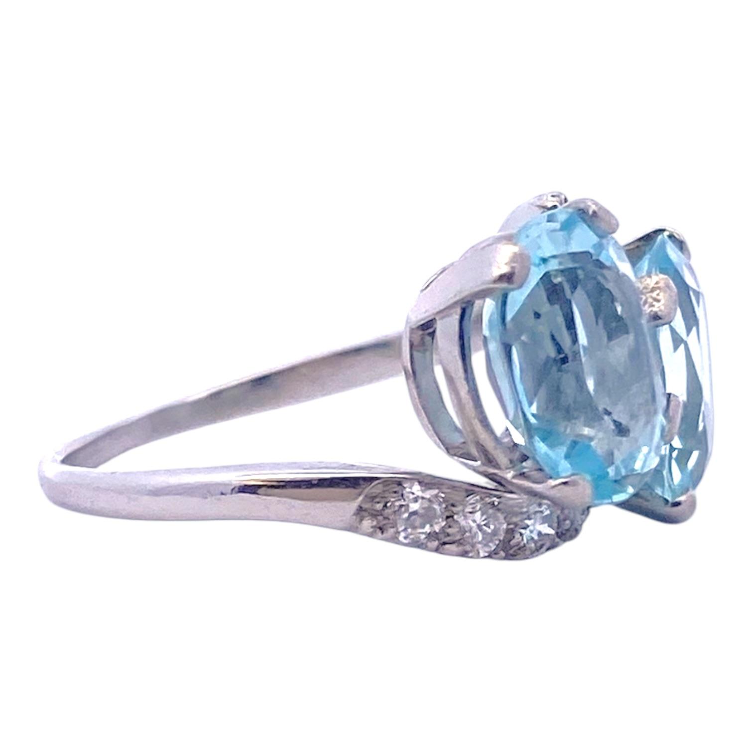 Vintage Platinum Aquamarine & Diamond Moi et Toi Ring