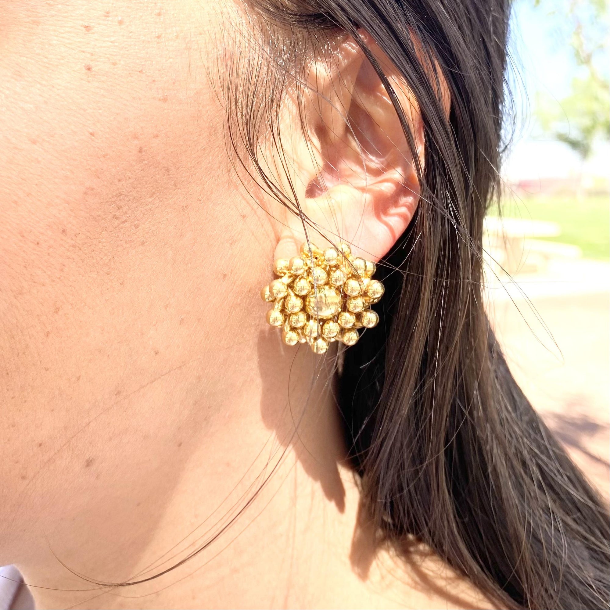 Vintage Chiampesan 18K Yellow Gold Beaded Earrings