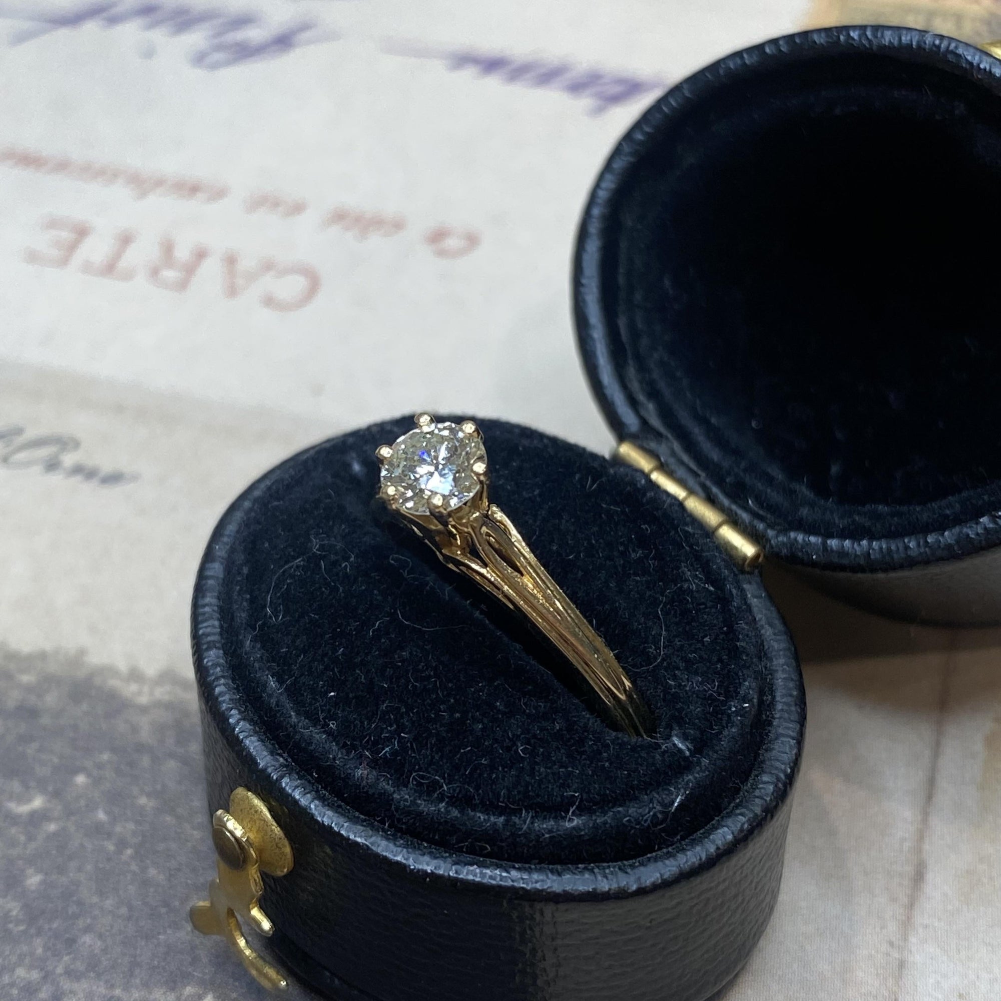 Vintage STARFIRE 14K Yellow Gold Diamond Solitaire Ring