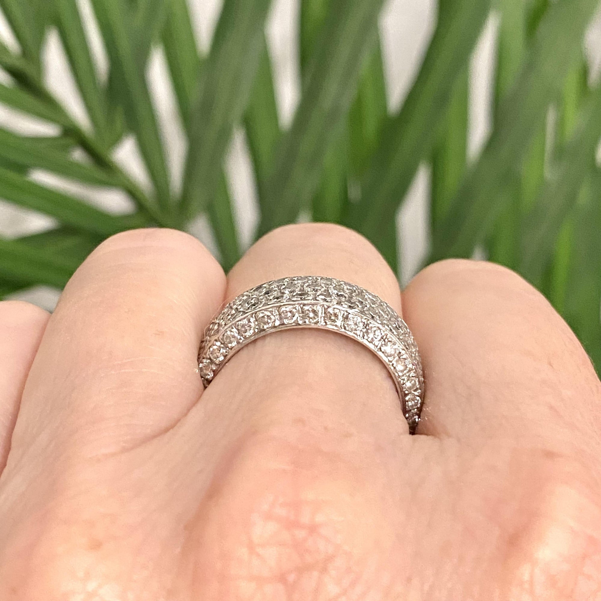 18K White Gold Pave Diamond Eternity Band Ring