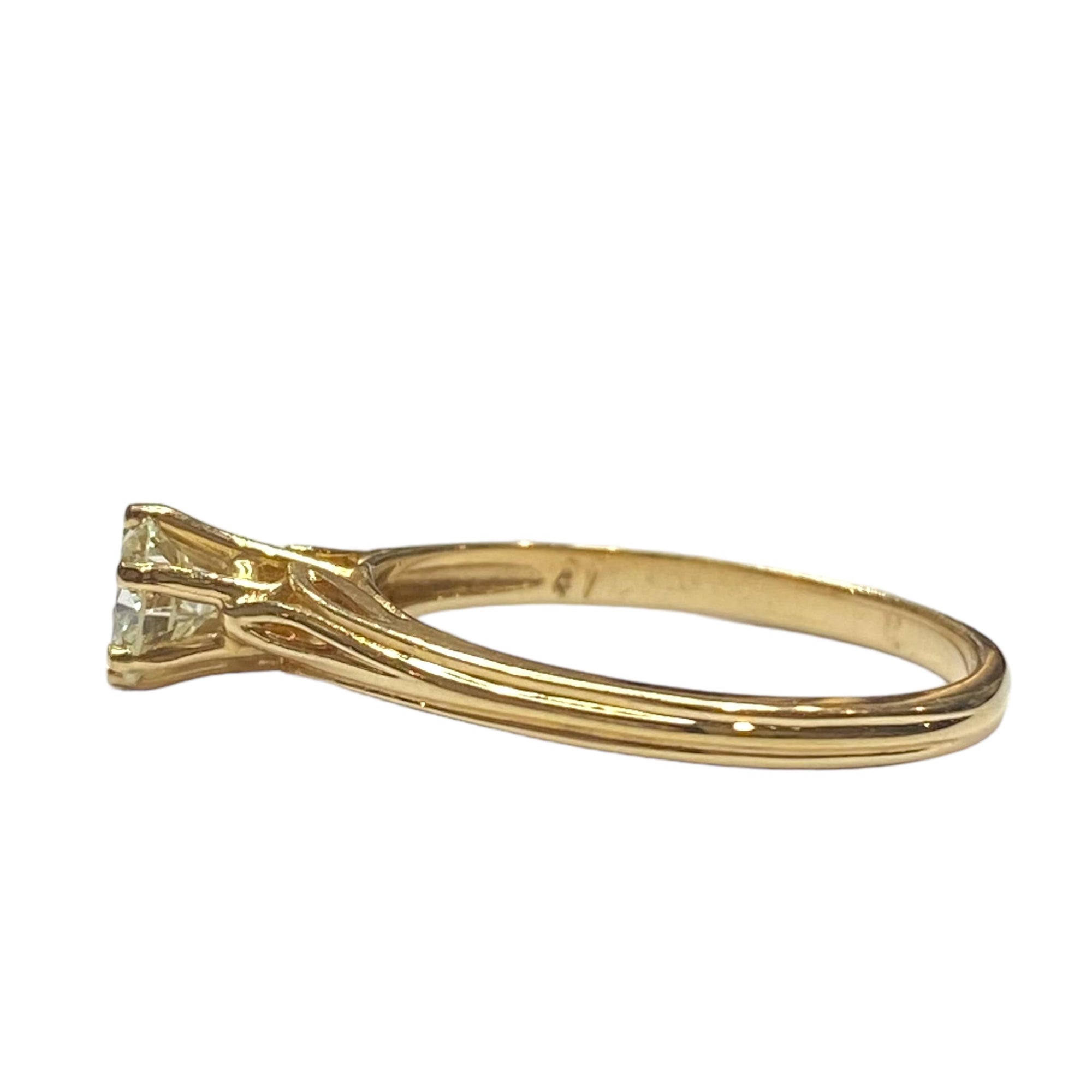 Vintage STARFIRE 14K Yellow Gold Diamond Solitaire Ring