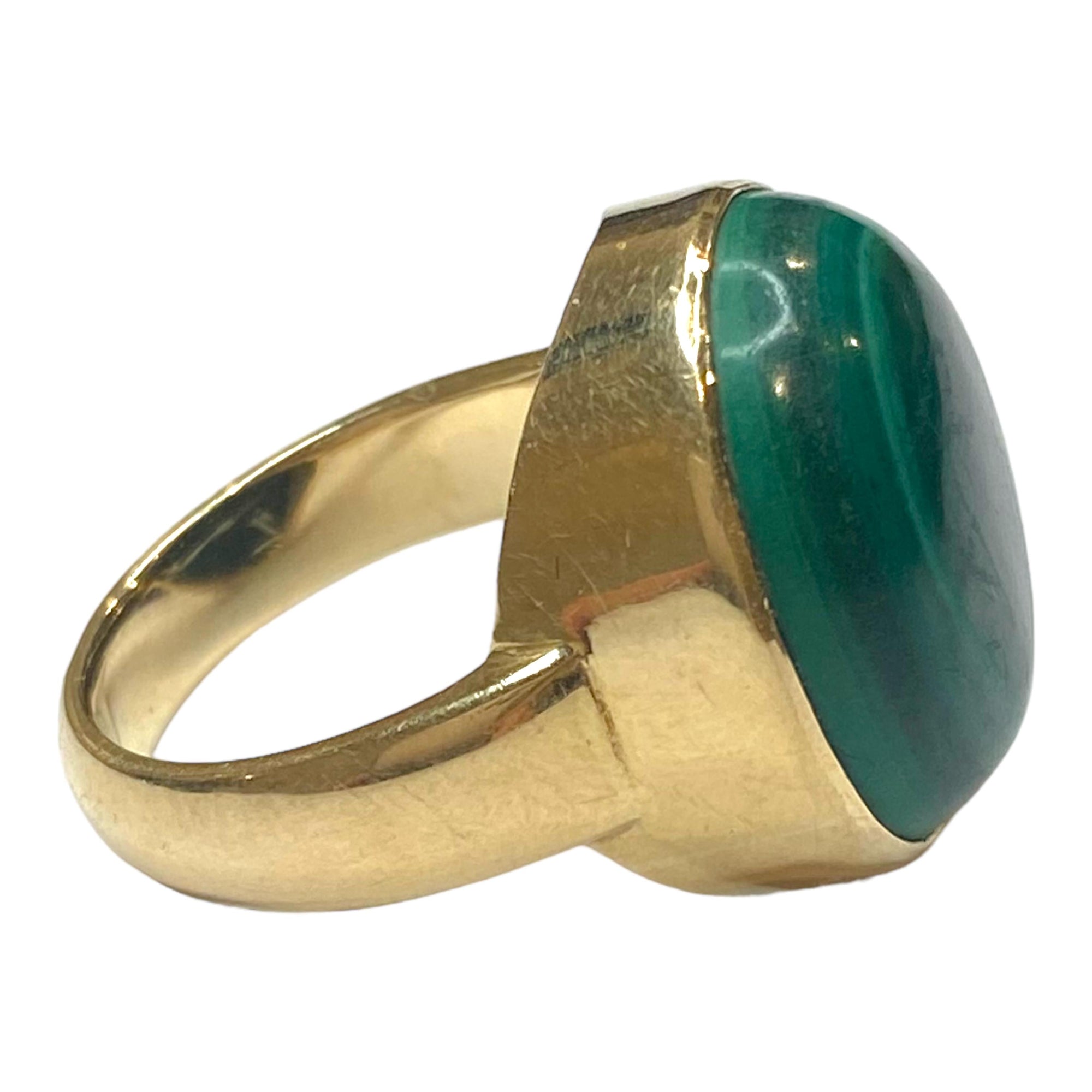 Vintage 14K Yellow Gold Malachite Cabochon Ring