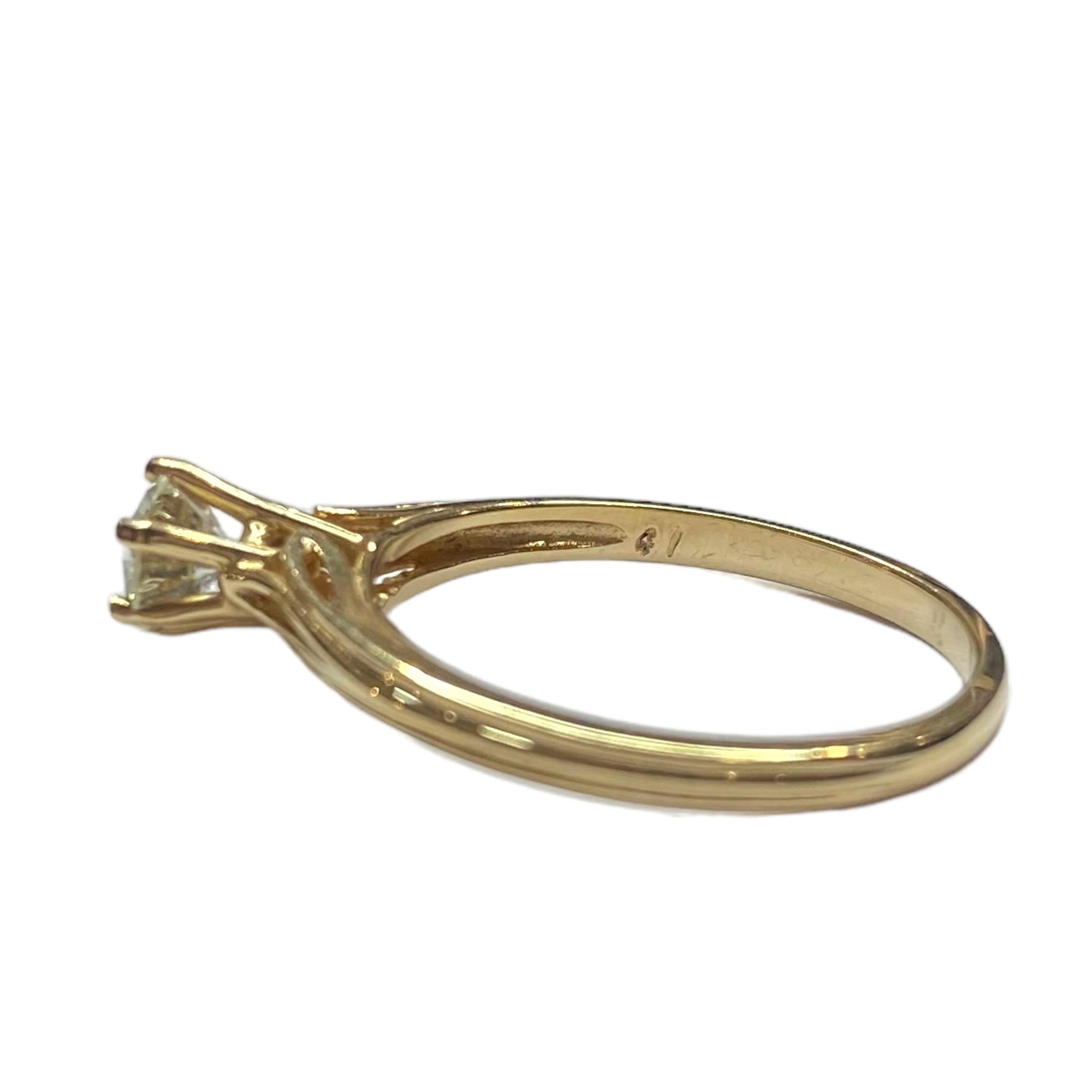 Vintage STARFIRE 14K Yellow Gold Diamond Solitaire Ring