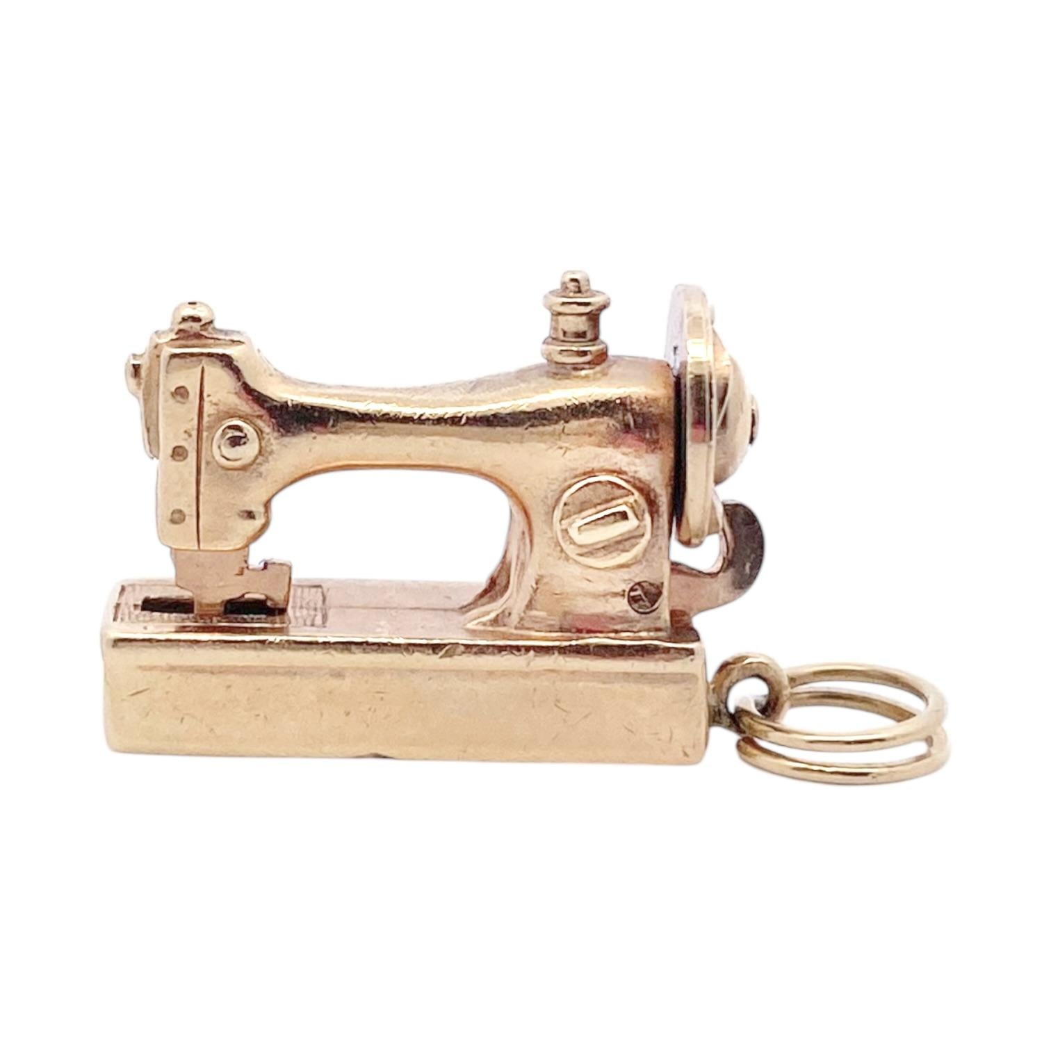 Vintage 14K Gold Sewing Machine Charm Pendant