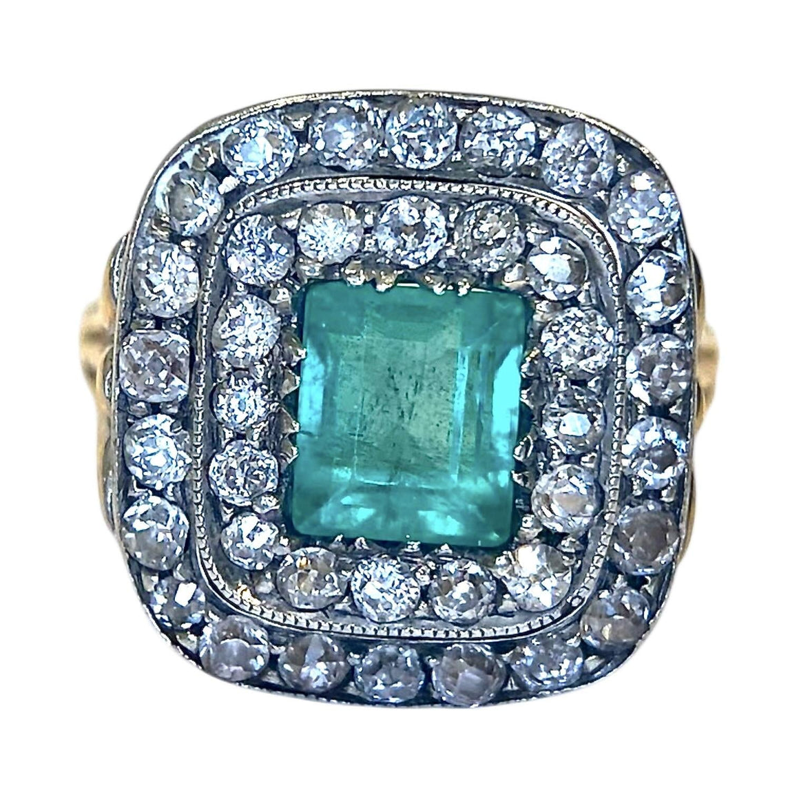 Vintage 18K Gold Emerald Diamond Ring