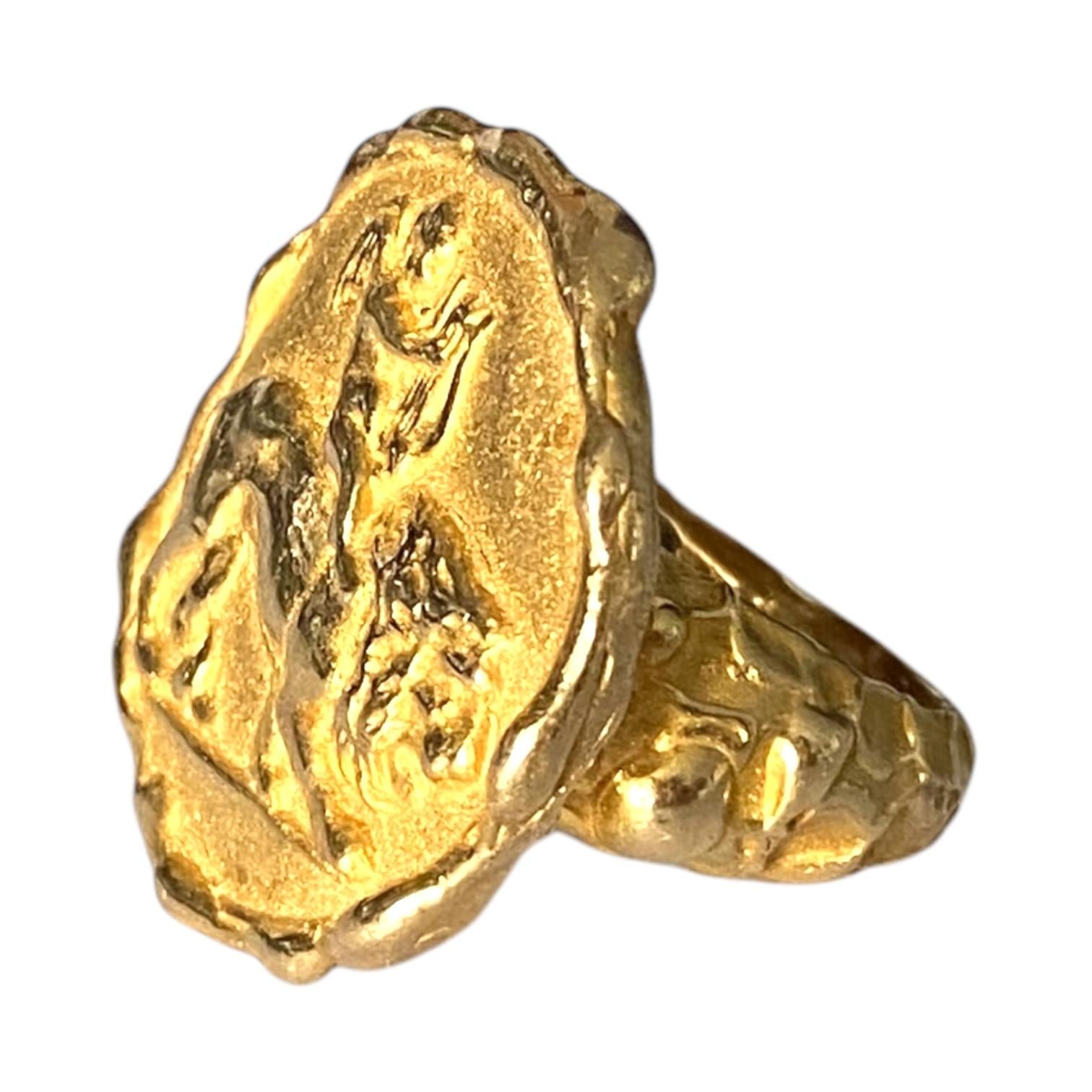 Vintage 14K Yellow Gold Cupid and Lion Ring