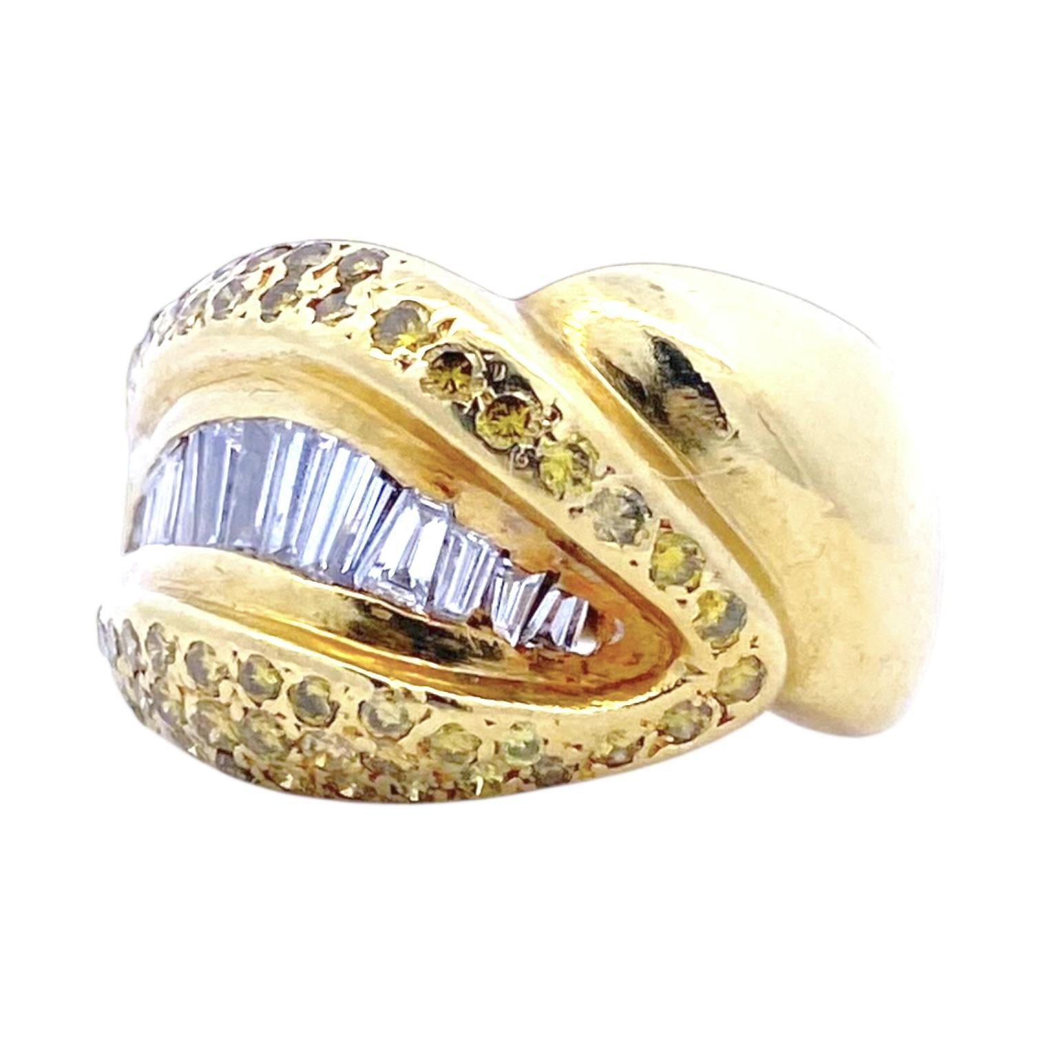 Vintage 18K Gold Snake Style Yellow and White Diamond Ring