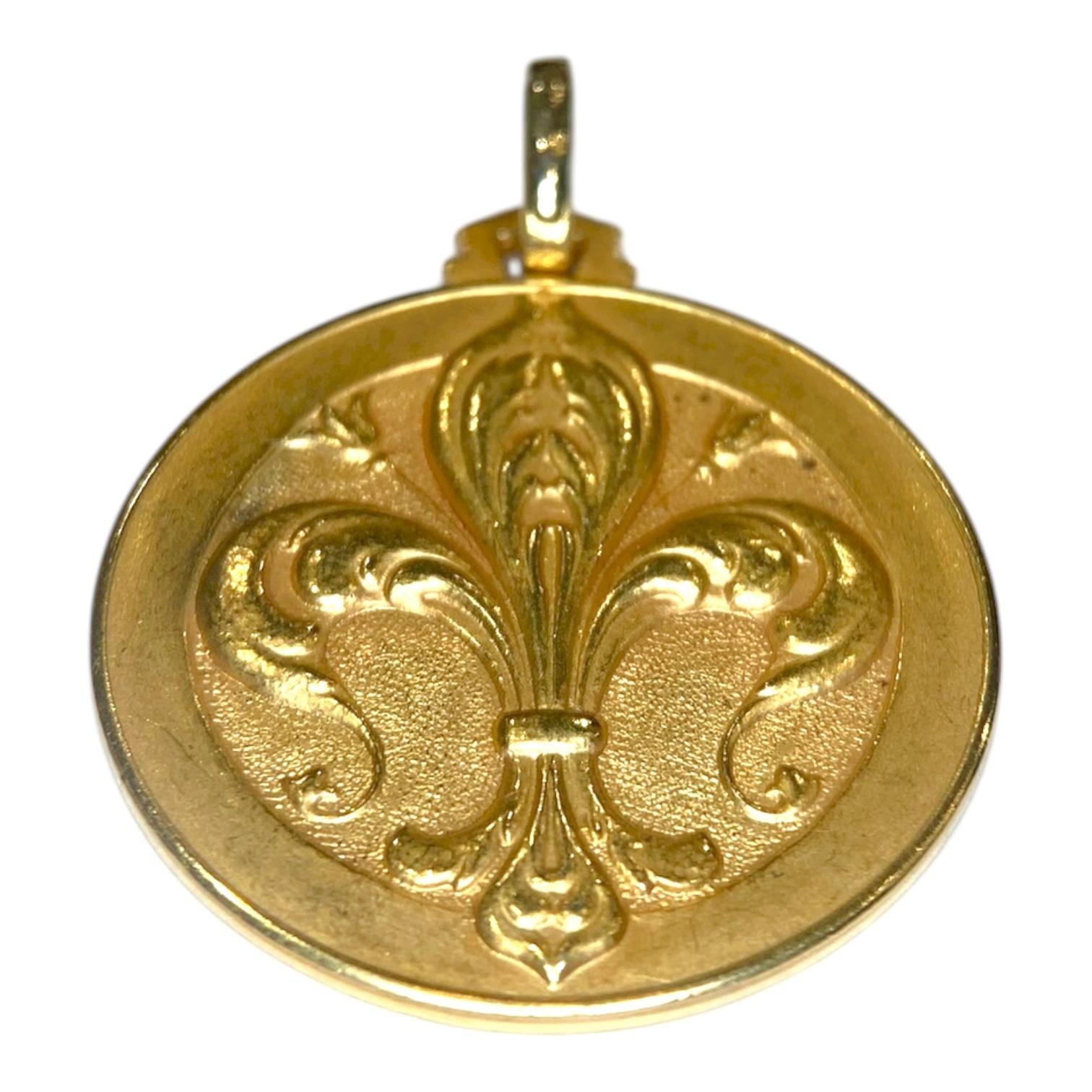 Vintage 18K Yellow Gold Pendant Fleur-De-Lis Pendant