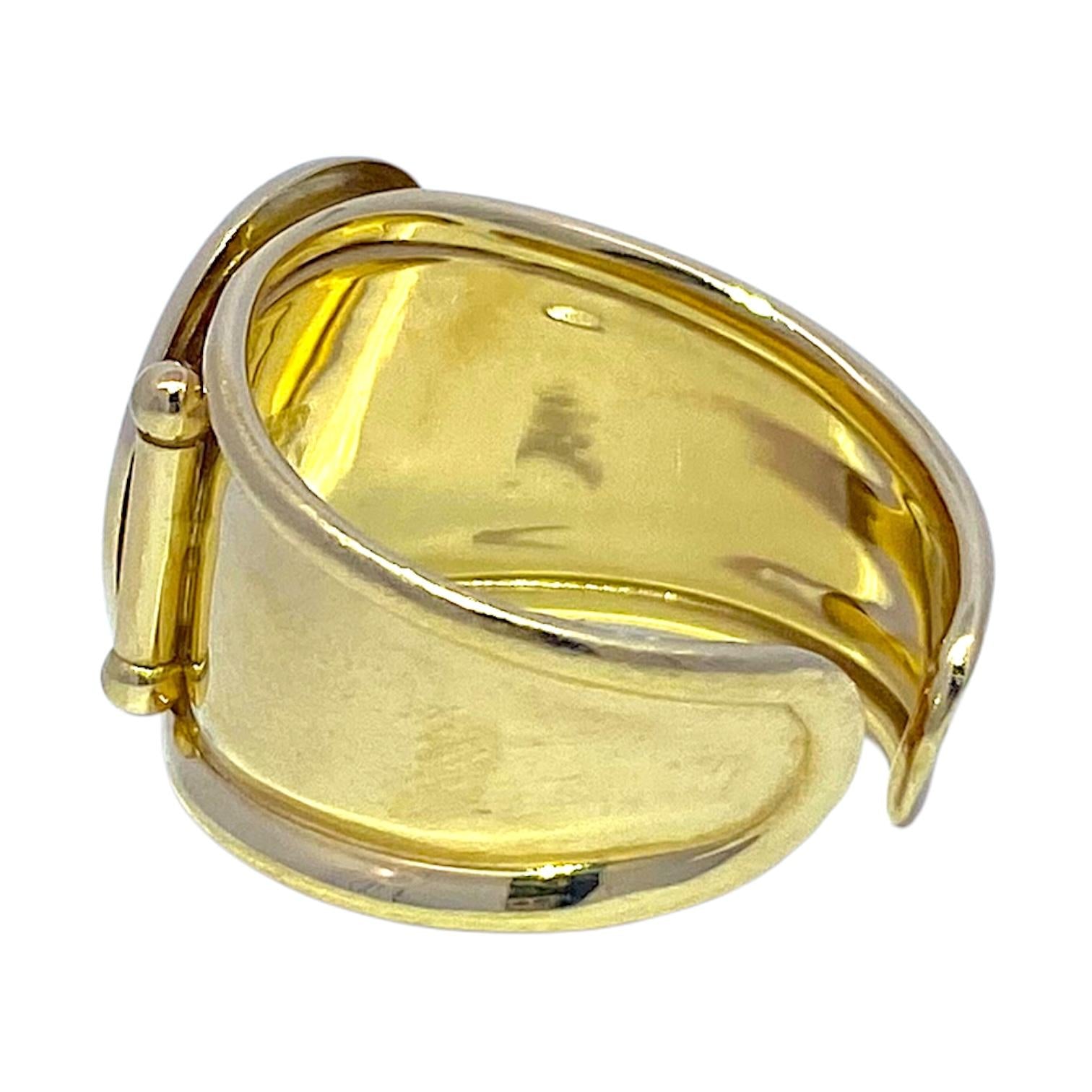 Vintage 14K Gold Flexible Cameo Ring