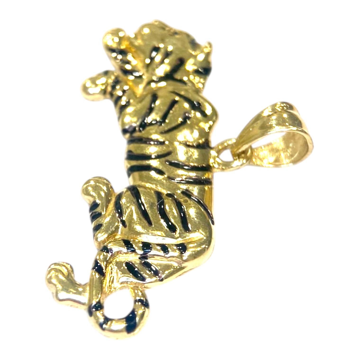 Vintage 14K Yellow Gold Black Enamel Tiger Pendant