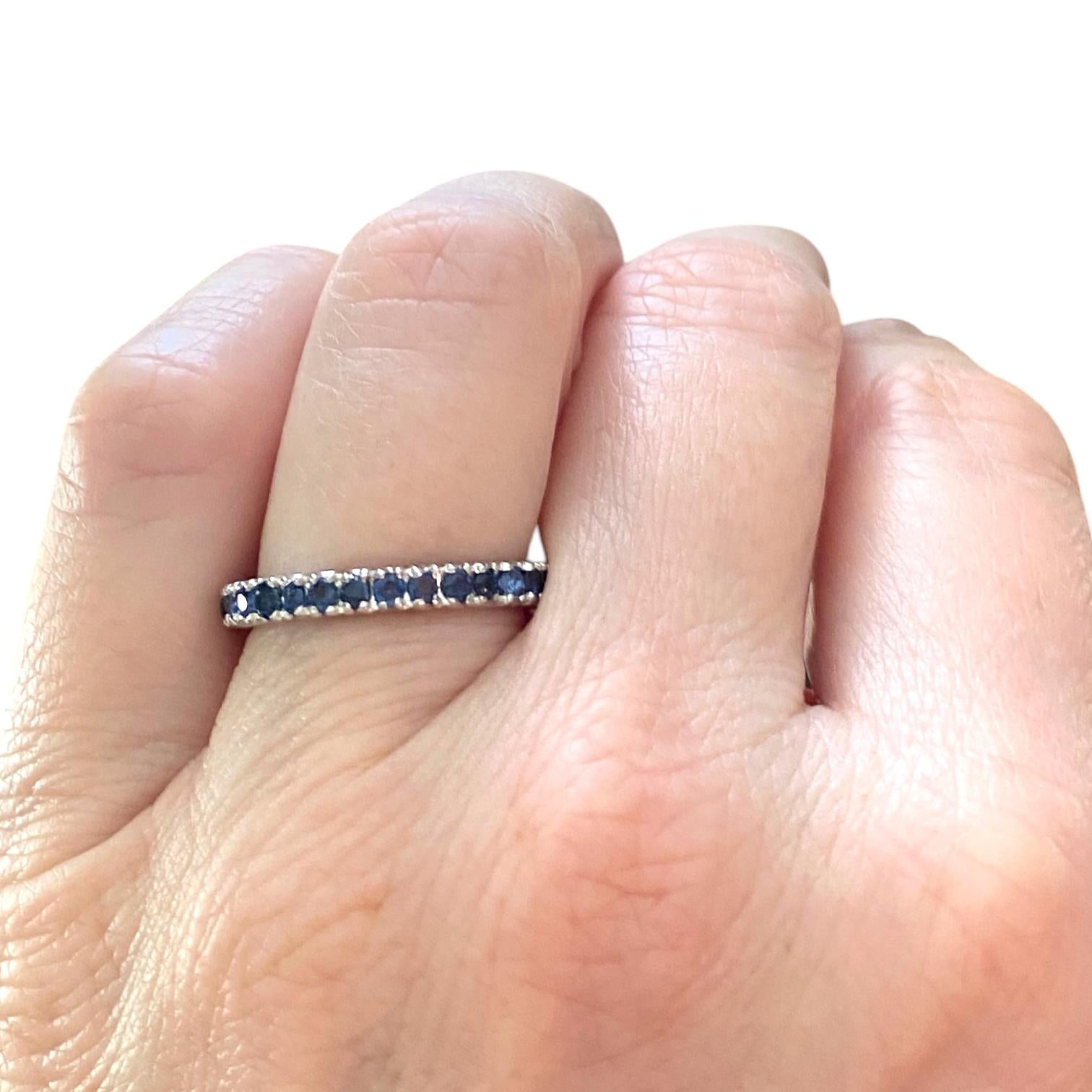14K White Gold Sapphire Eternity Band Ring Size 7