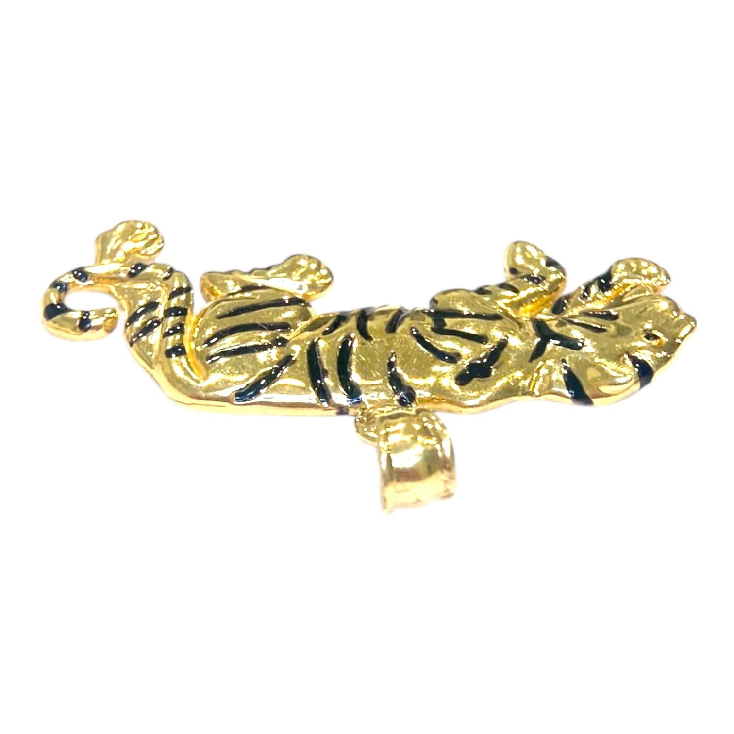 Vintage 14K Yellow Gold Black Enamel Tiger Pendant