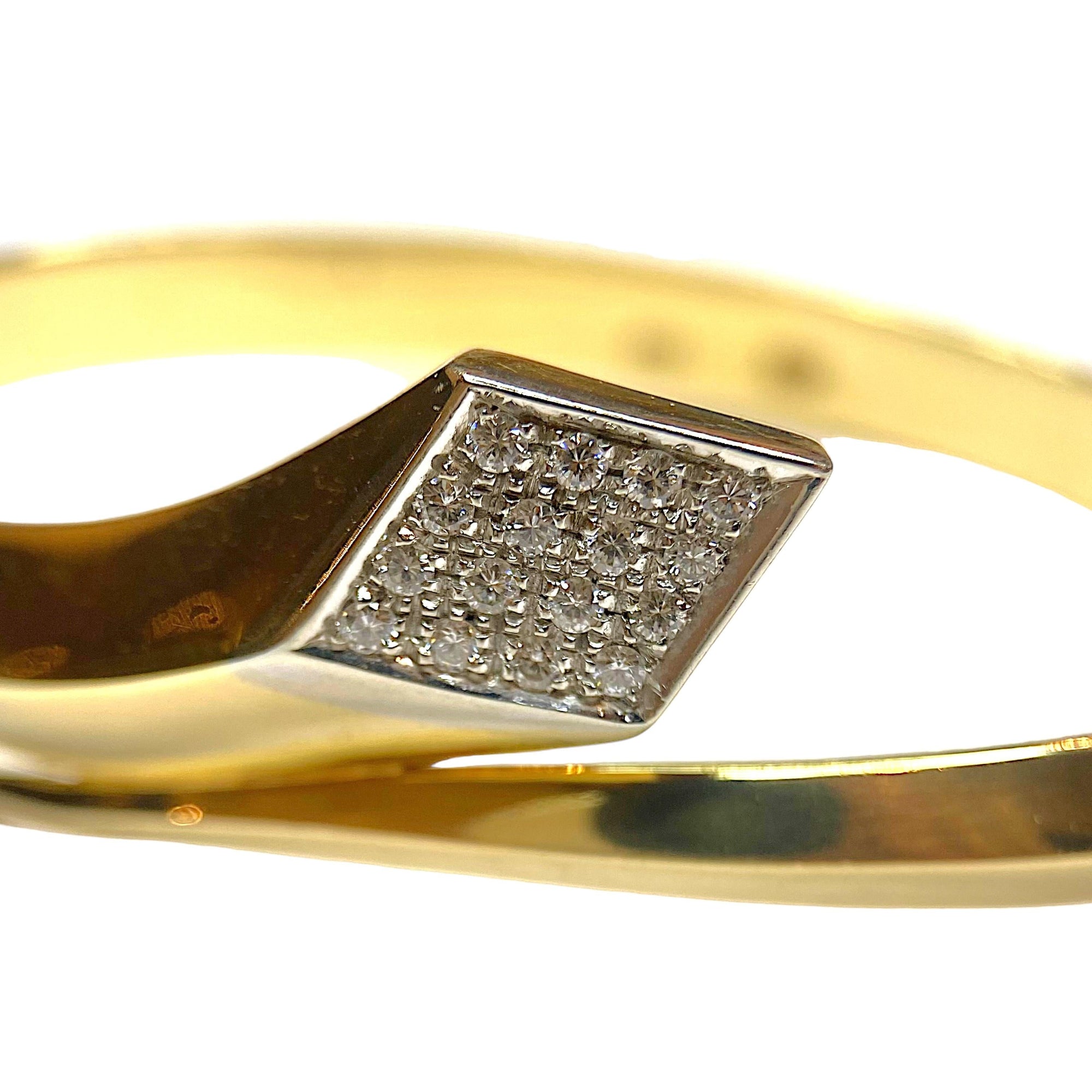Vintage 18K Gold Italian Diamond Bangle Bracelet