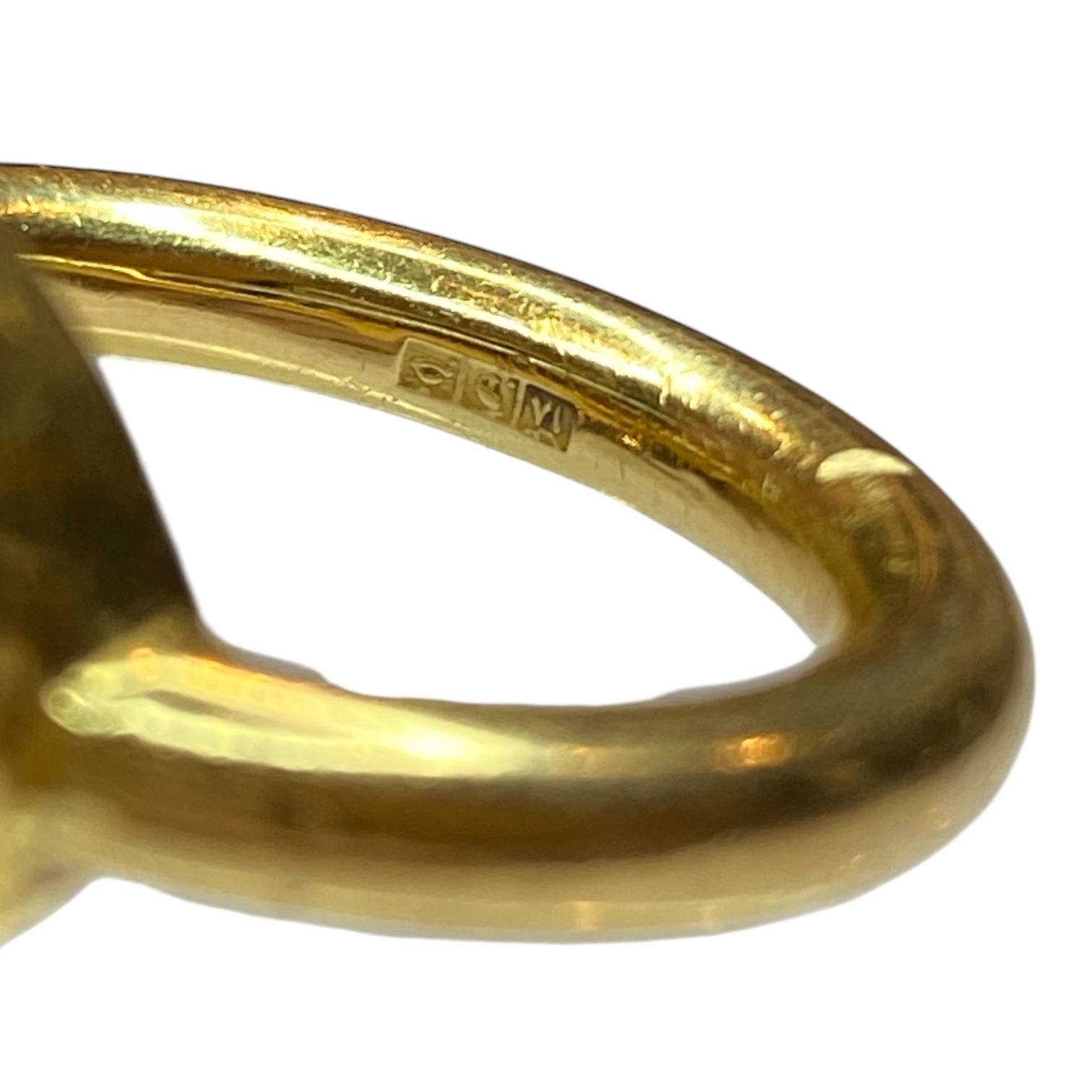 Vintage Solid 18K Gold Egyptian Signet Ring