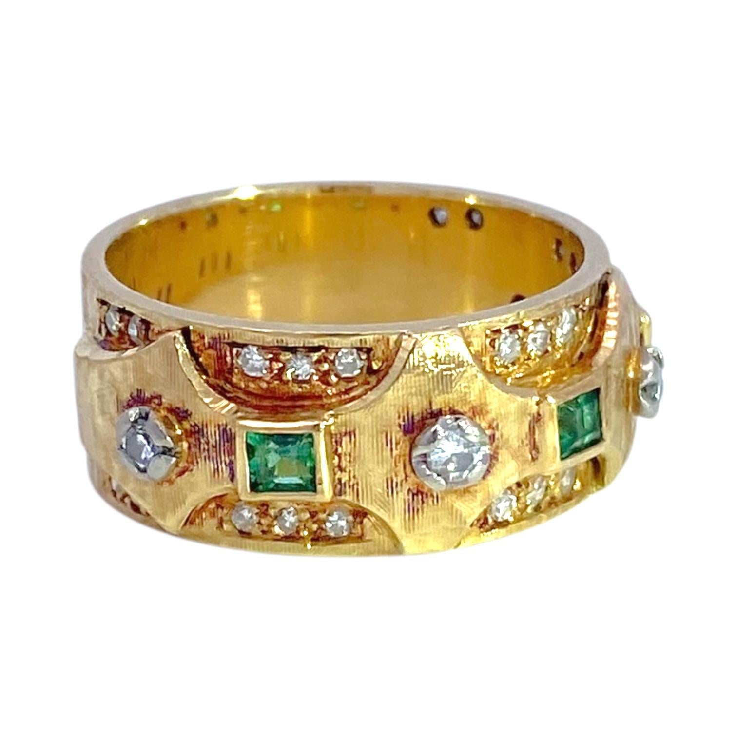 Vintage 18K Yellow Gold Emerald & Diamond Band