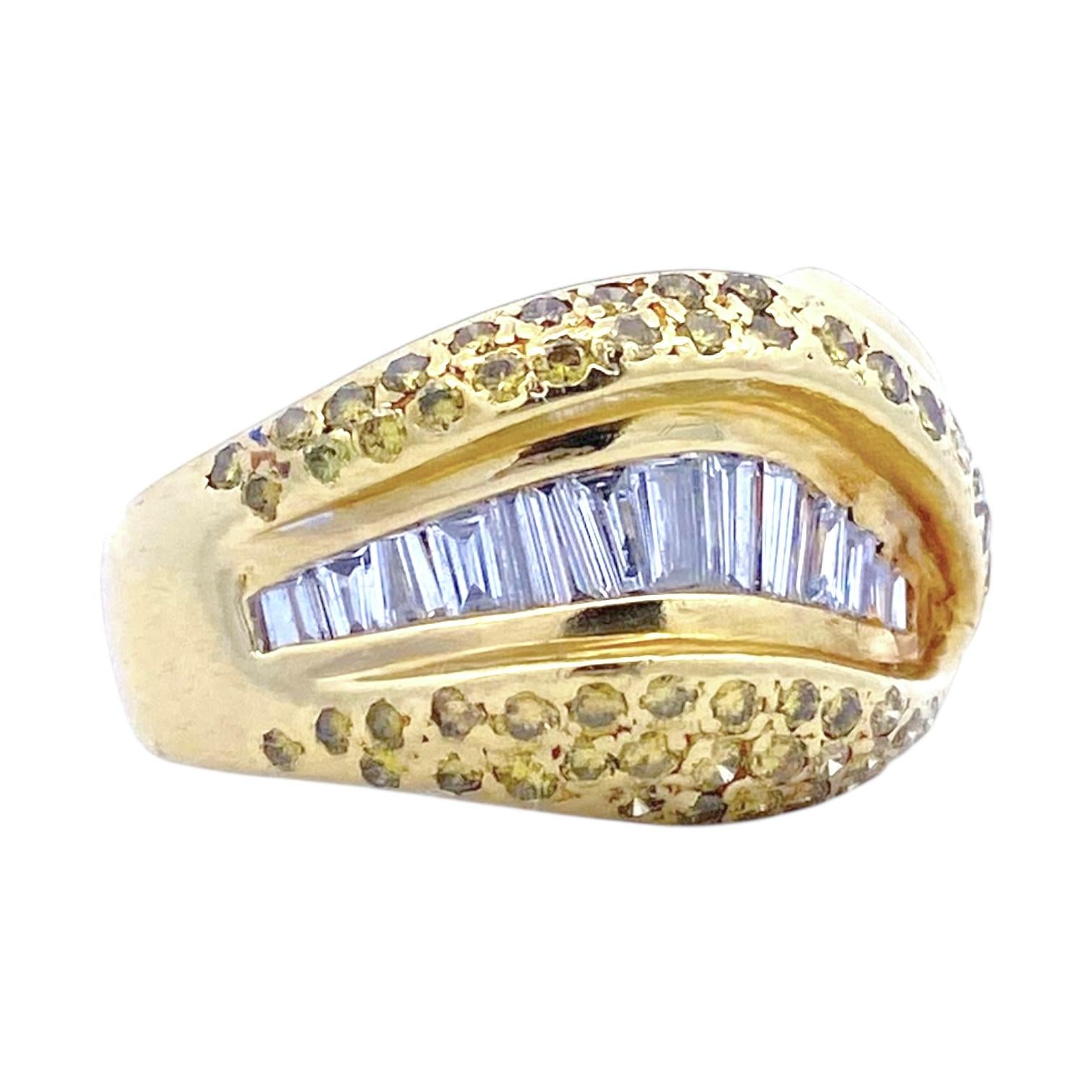 Vintage 18K Gold Snake Style Yellow and White Diamond Ring