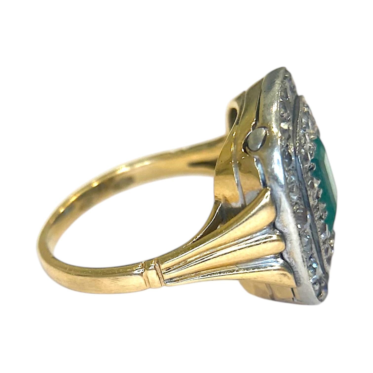 Vintage 18K Gold Emerald Diamond Ring