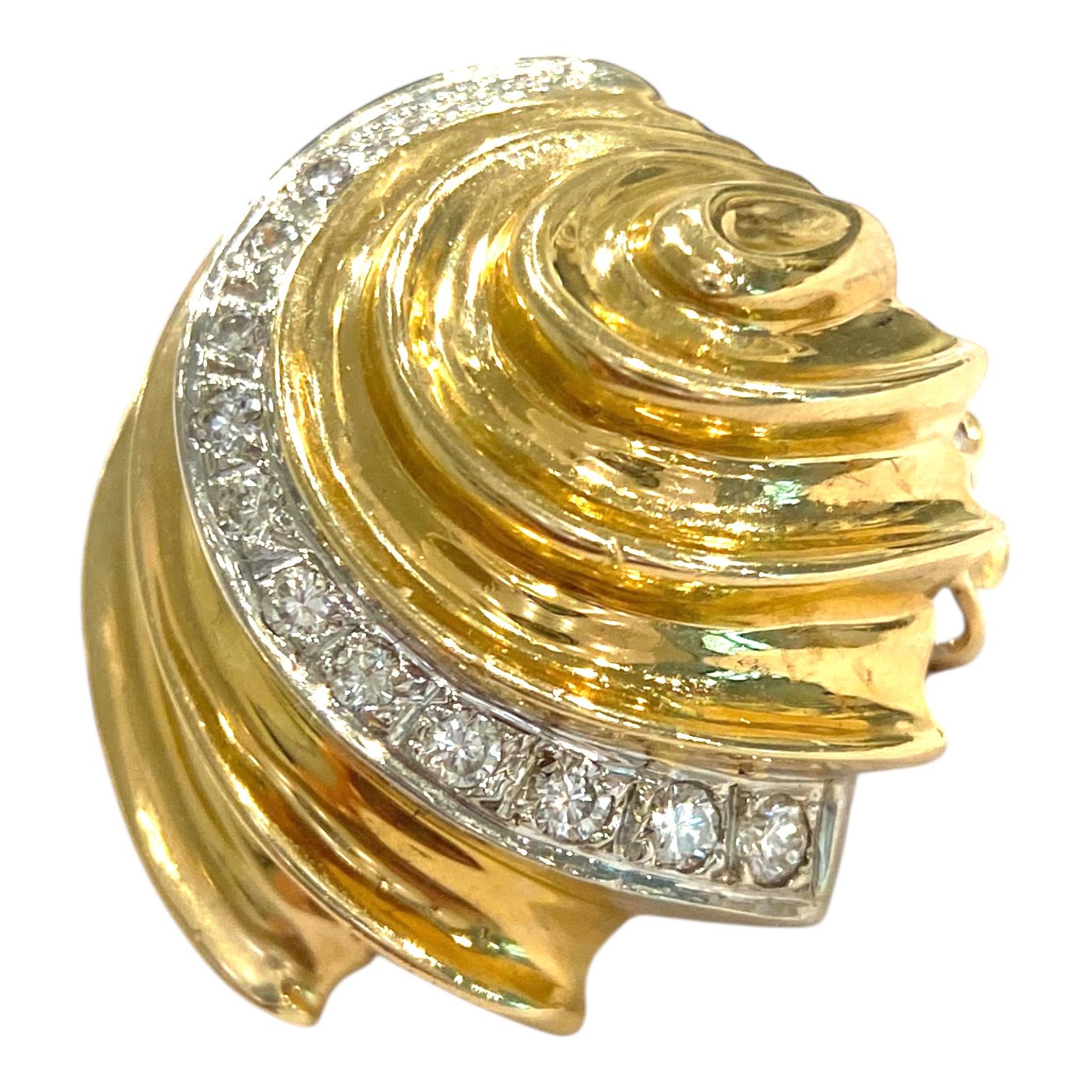 Vintage 14K Yellow Gold Diamond Sea Shell Earrings