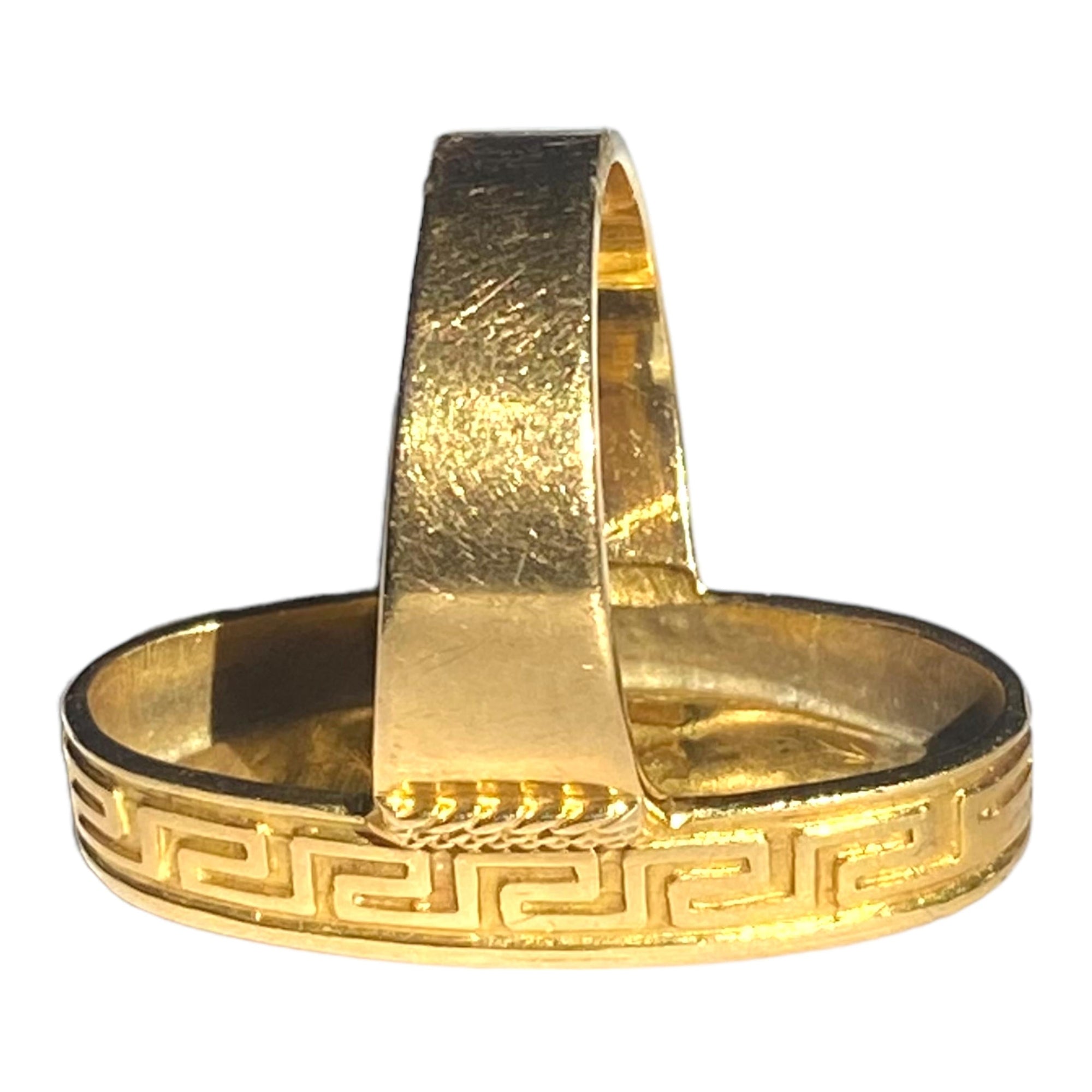 Vintage 18K Greek Key Oval Cameo Style Ring