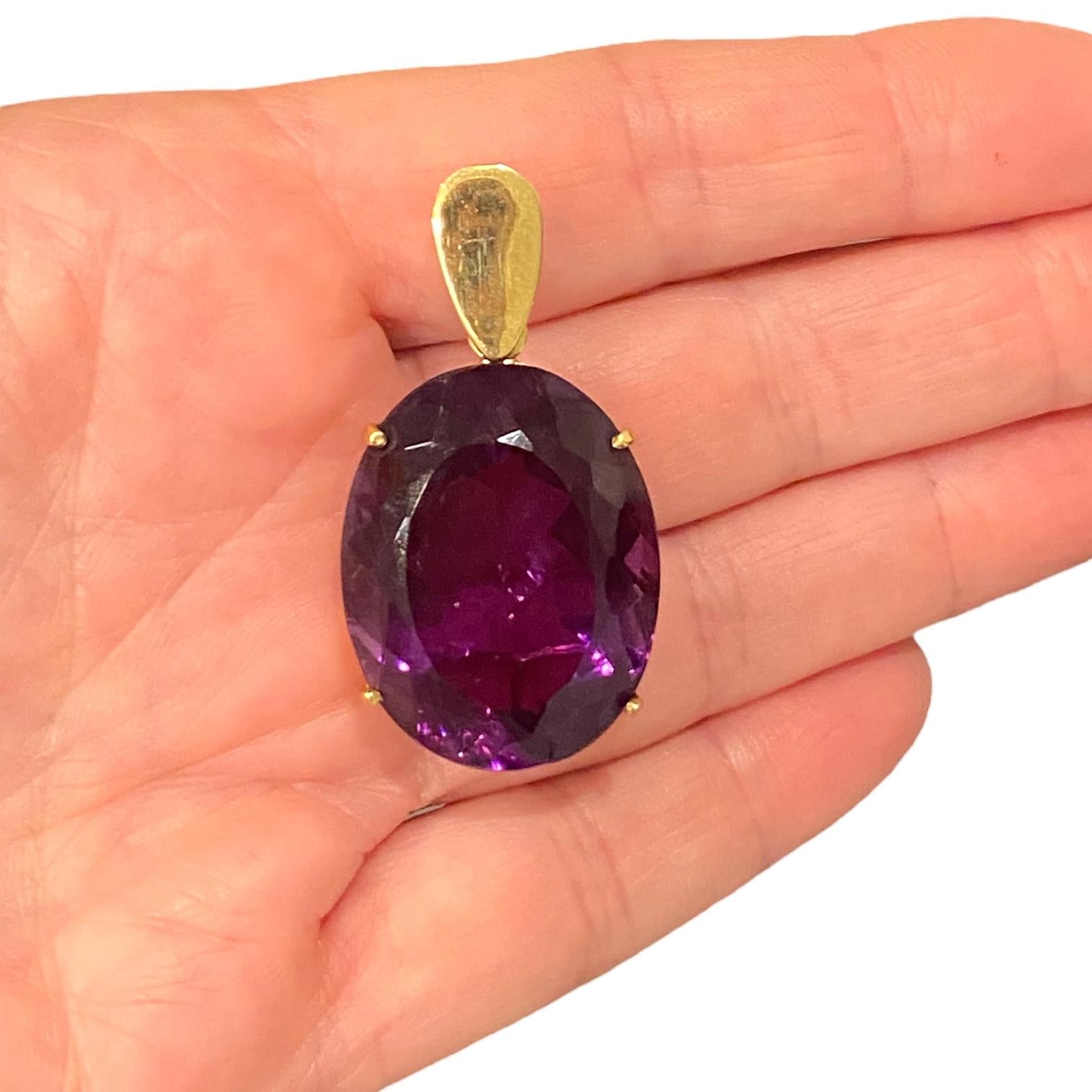 Vintage 18K Gold Large Amethyst Pendant