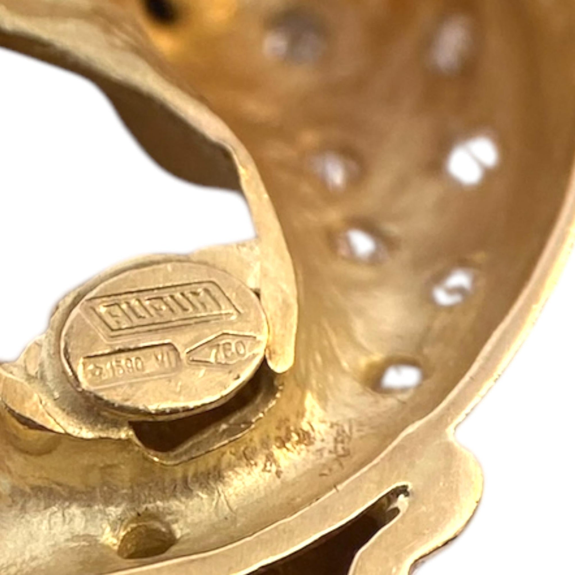 Vintage 18K Gold Diamond Set Panther Pendant