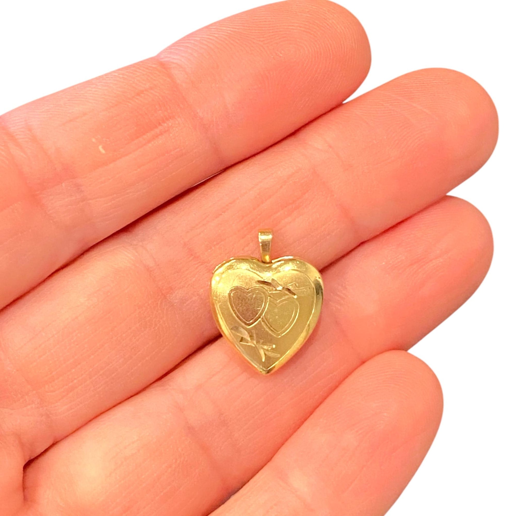 Vintage 14K Yellow Gold Small Heart Locket Charm Pendant