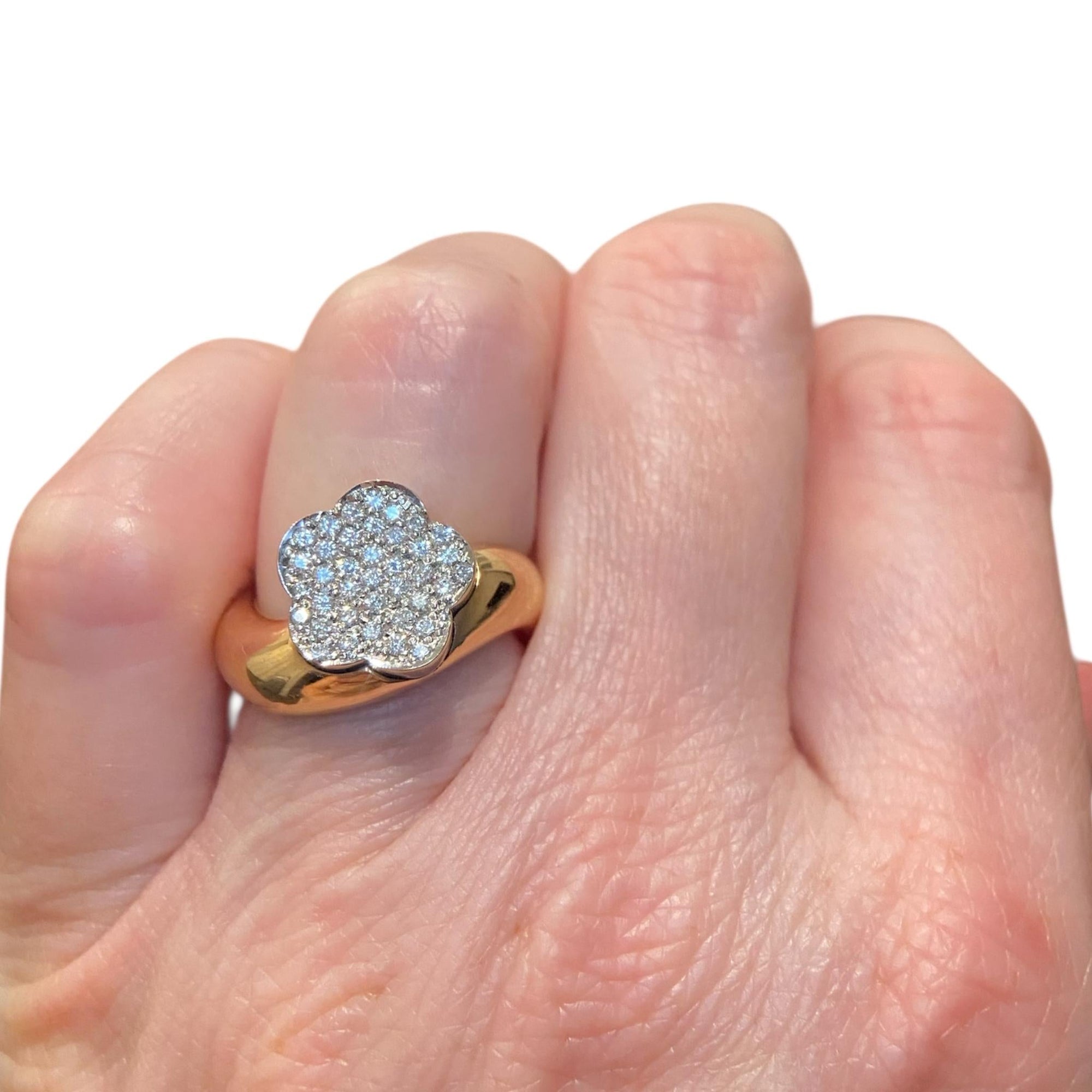 Ponte Veccio 18K Pave Diamond Flower Ring