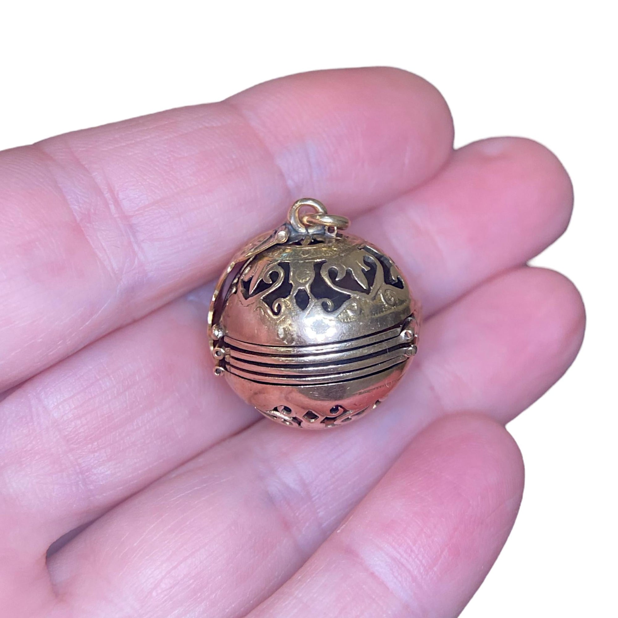 Vintage 14K Gold Folding Locket Orb Pendant