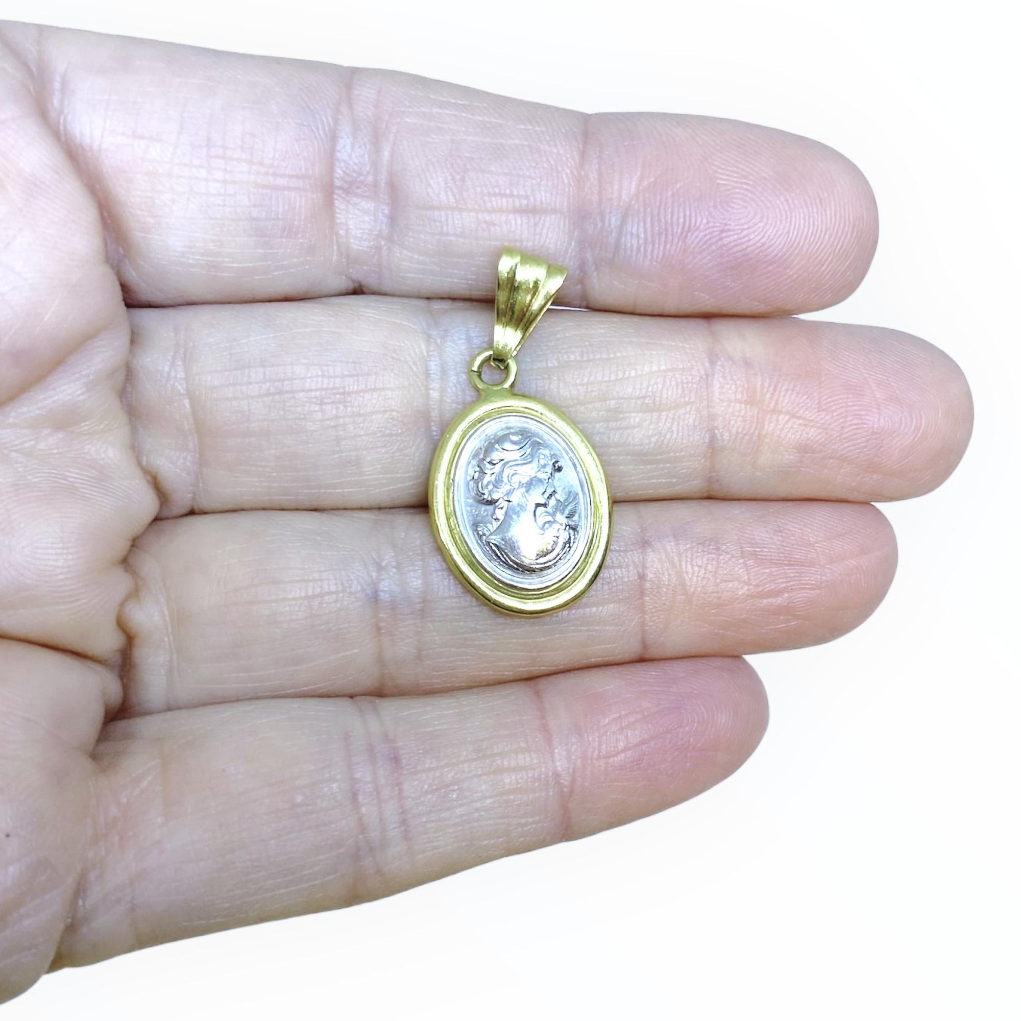 Vintage 18K Gold and Platinum Cameo Pendant