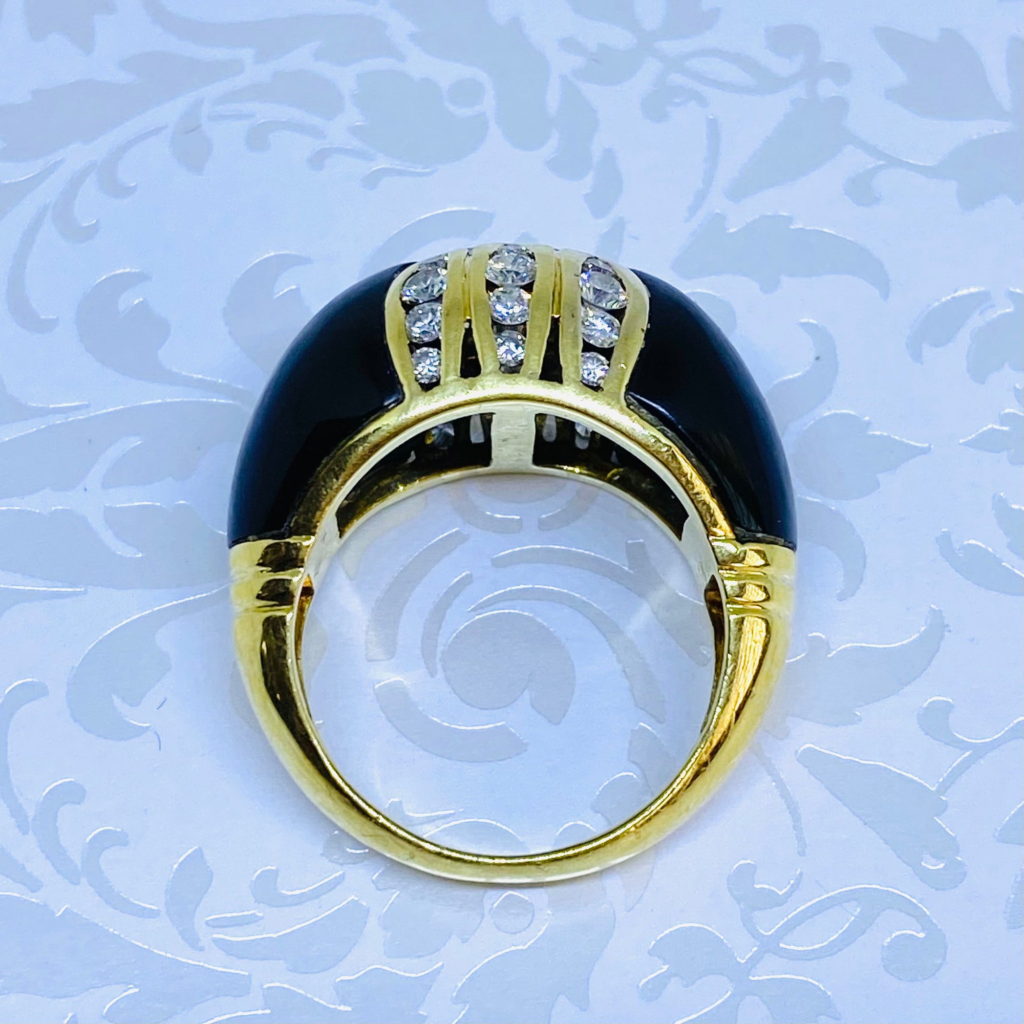 Vintage 18K Yellow Gold Black Onyx and Diamond Dome Ring