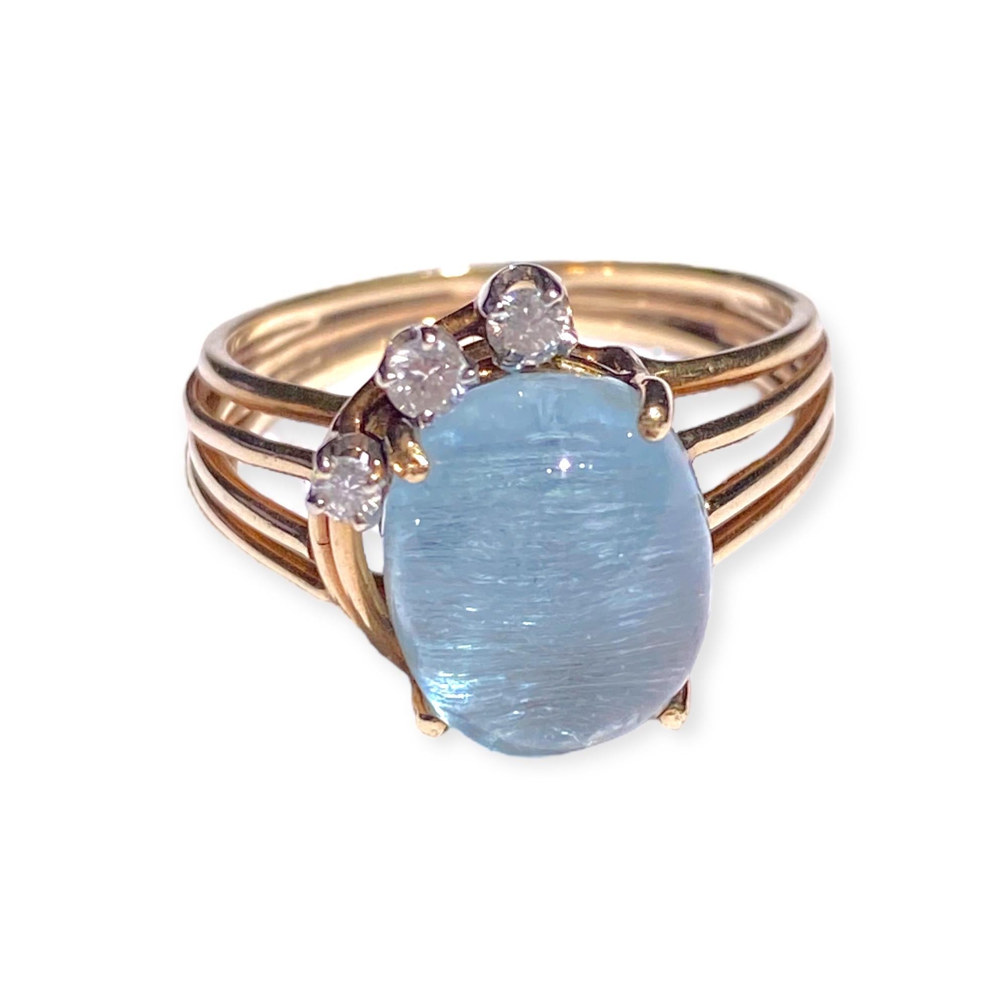 Vintage 14K Gold Aquamarine and Diamond Ring