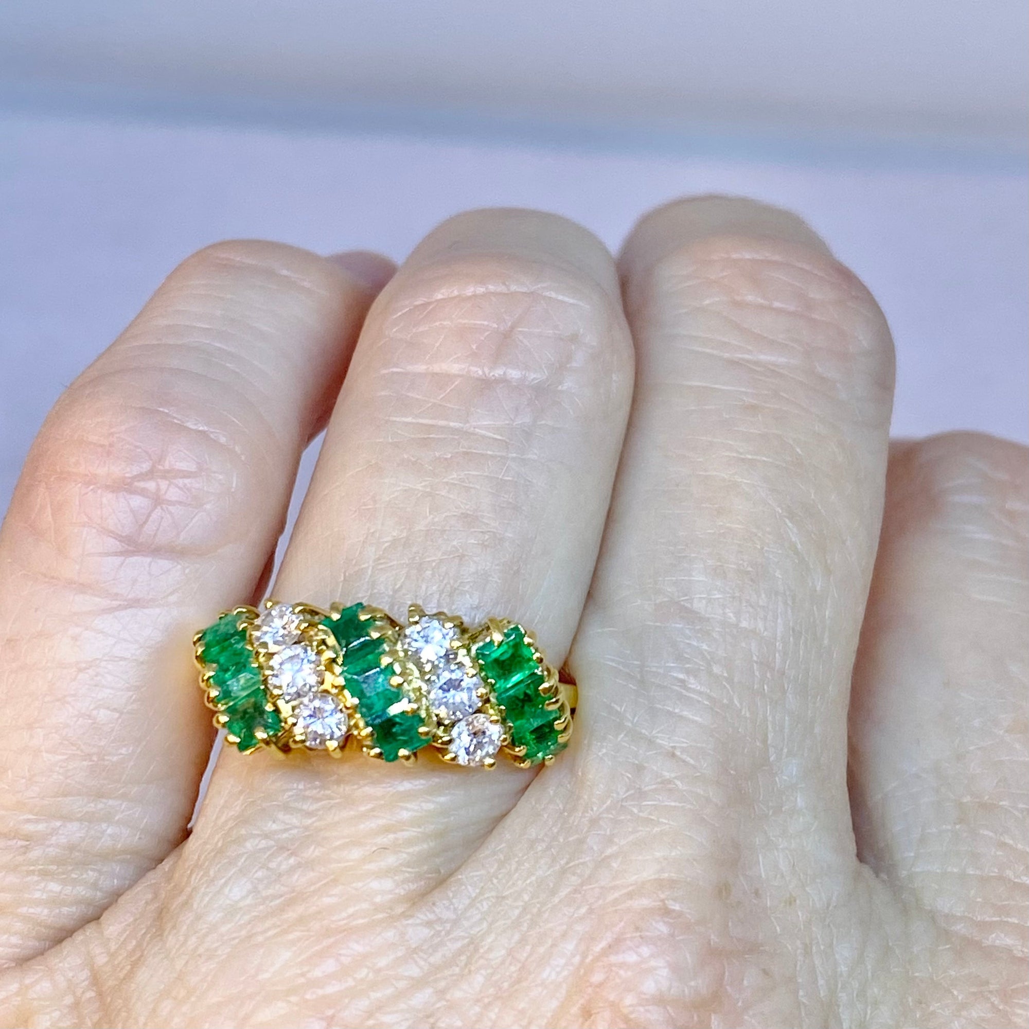 Vintage 18K Yellow Gold Emerald & Diamond Ring